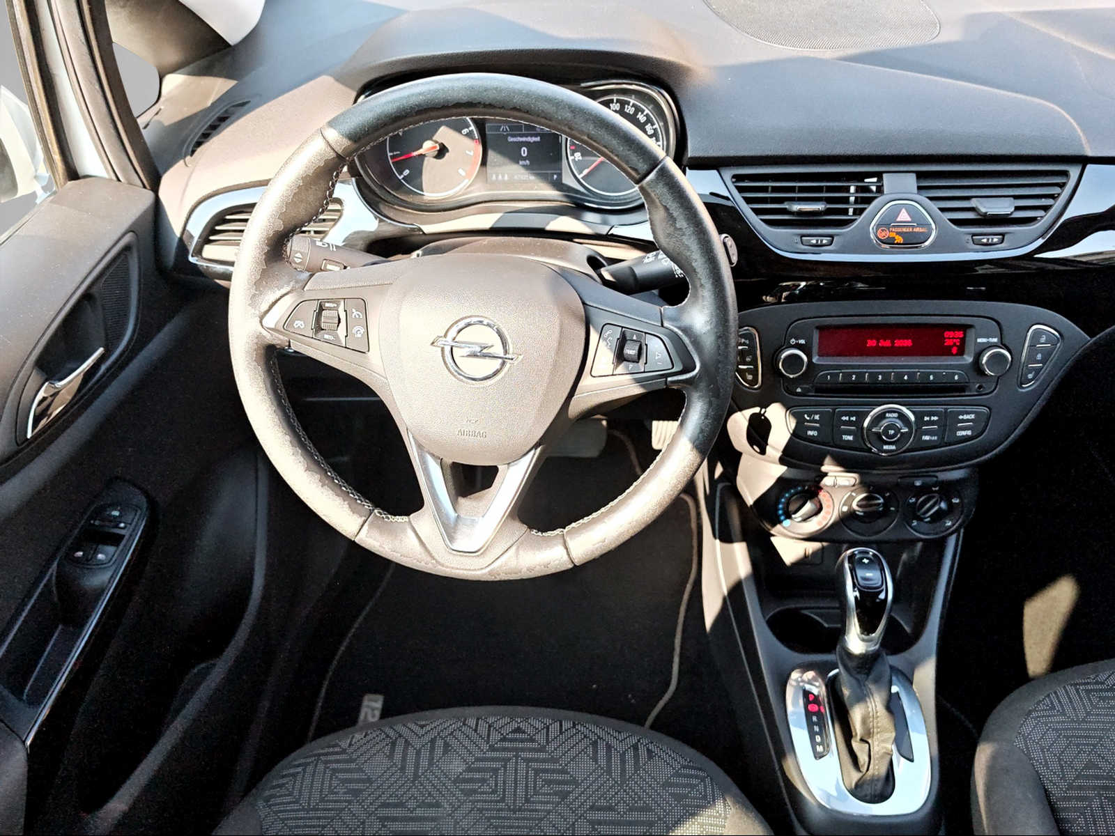 OPEL Corsa 1.4 eTEC Excite-image-10
