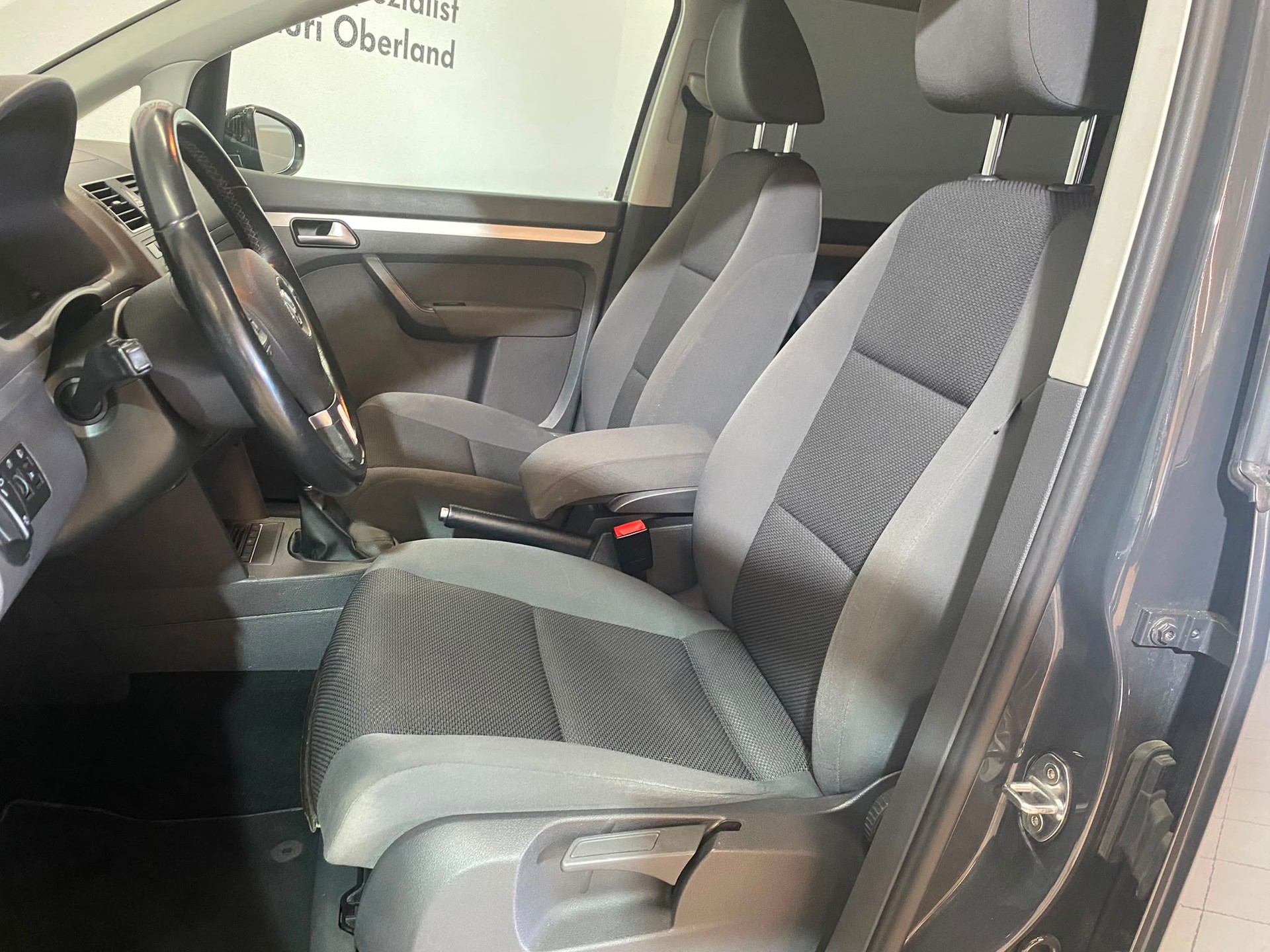 VW Touran 1.4 TSI Trendline-image-5