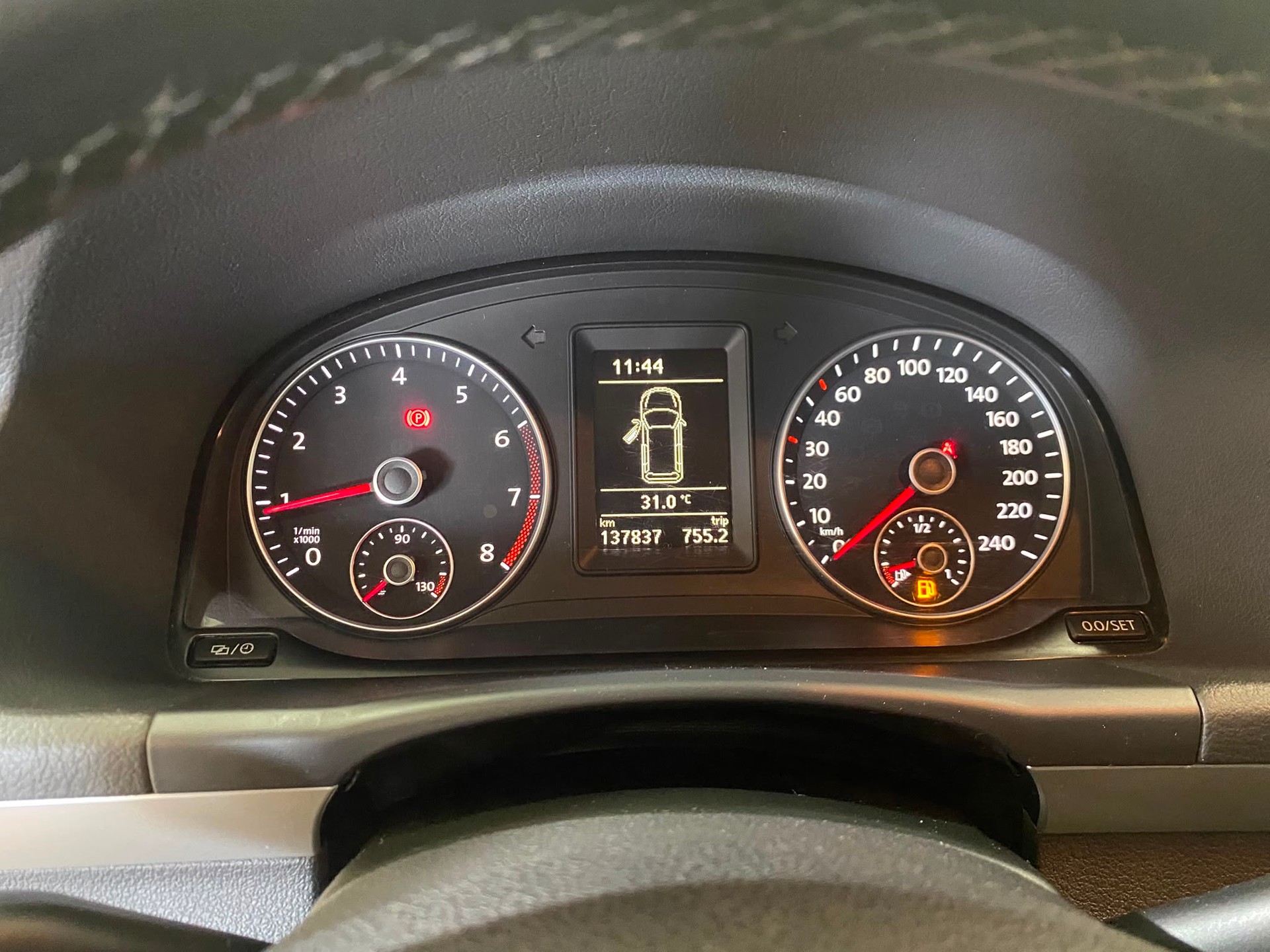 VW Touran 1.4 TSI Trendline-image-11