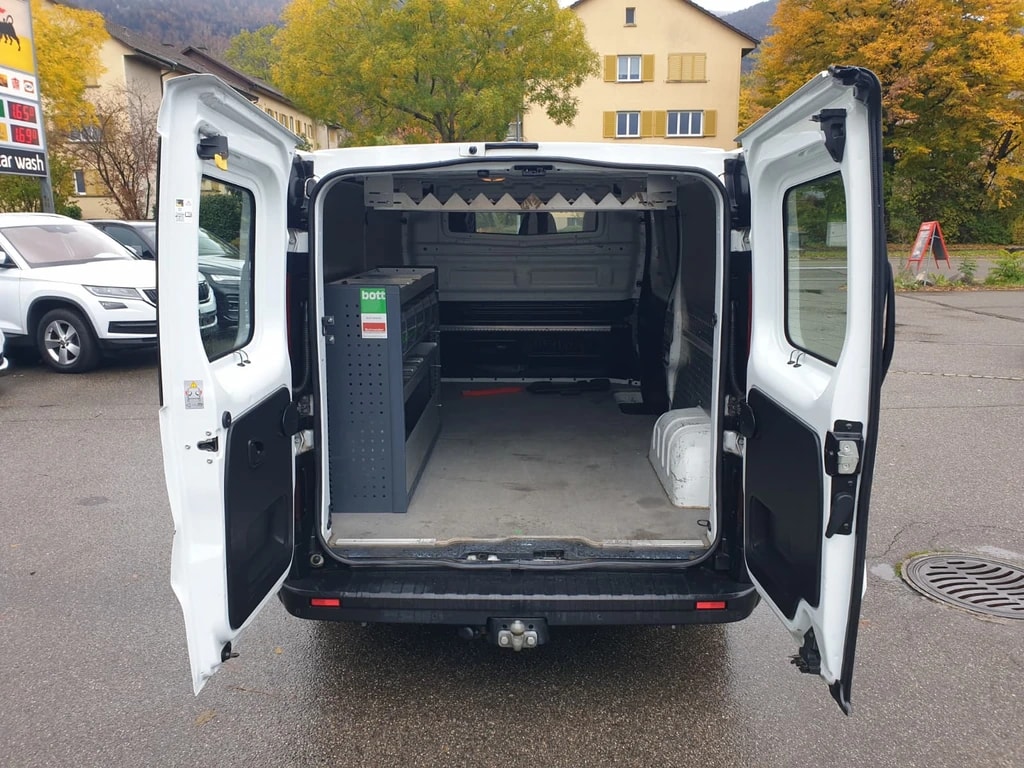 NISSAN NV300 dCi 125 2.9 L2H1 Comfort **L2 H1 **3-Plätzer ** RF-Kamera ** Anh-Kupplung ** Werkstatt-Einrichtung ** Frisch Ab MFK-image-7