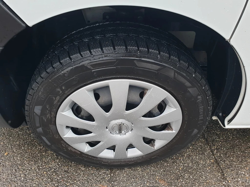 NISSAN NV300 dCi 125 2.9 L2H1 Comfort **L2 H1 **3-Plätzer ** RF-Kamera ** Anh-Kupplung ** Werkstatt-Einrichtung ** Frisch Ab MFK-image-13