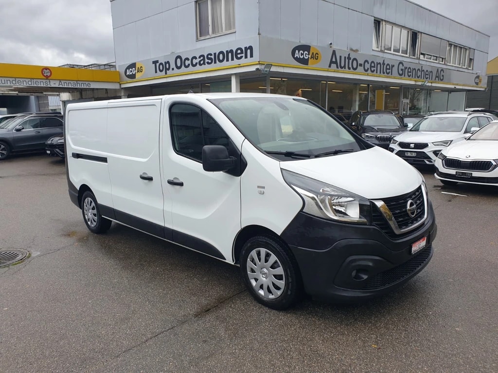 NISSAN NV300 dCi 125 2.9 L2H1 Comfort **L2 H1 **3-Plätzer ** RF-Kamera ** Anh-Kupplung ** Werkstatt-Einrichtung ** Frisch Ab MFK-image-0