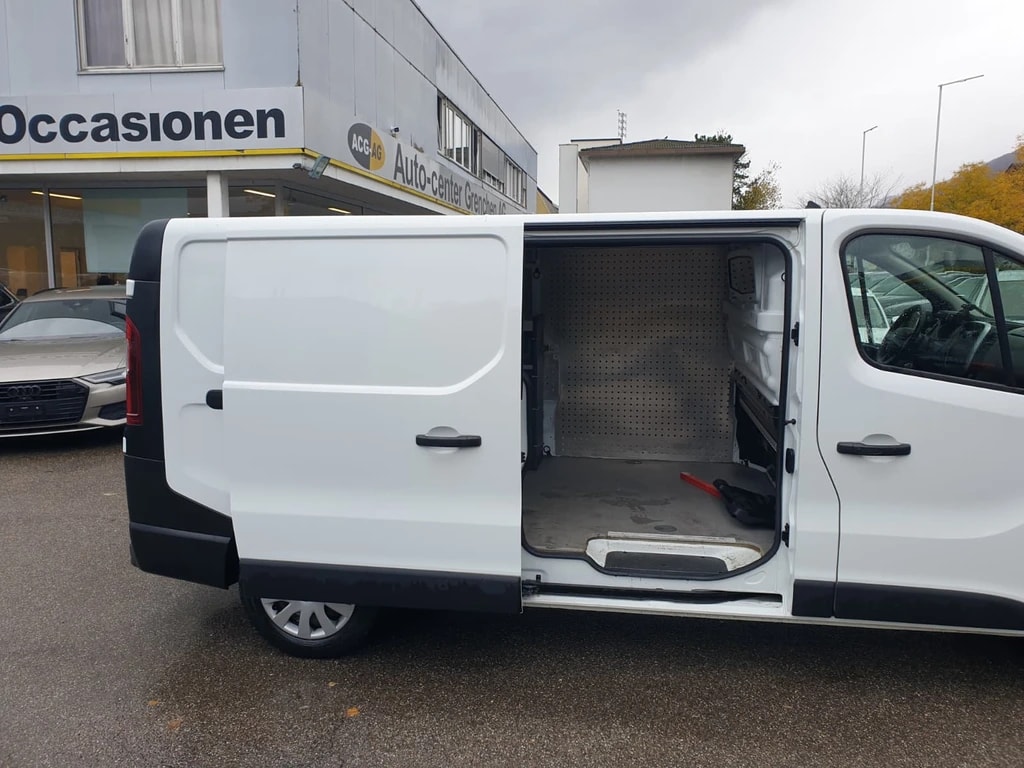 NISSAN NV300 dCi 125 2.9 L2H1 Comfort **L2 H1 **3-Plätzer ** RF-Kamera ** Anh-Kupplung ** Werkstatt-Einrichtung ** Frisch Ab MFK-image-6