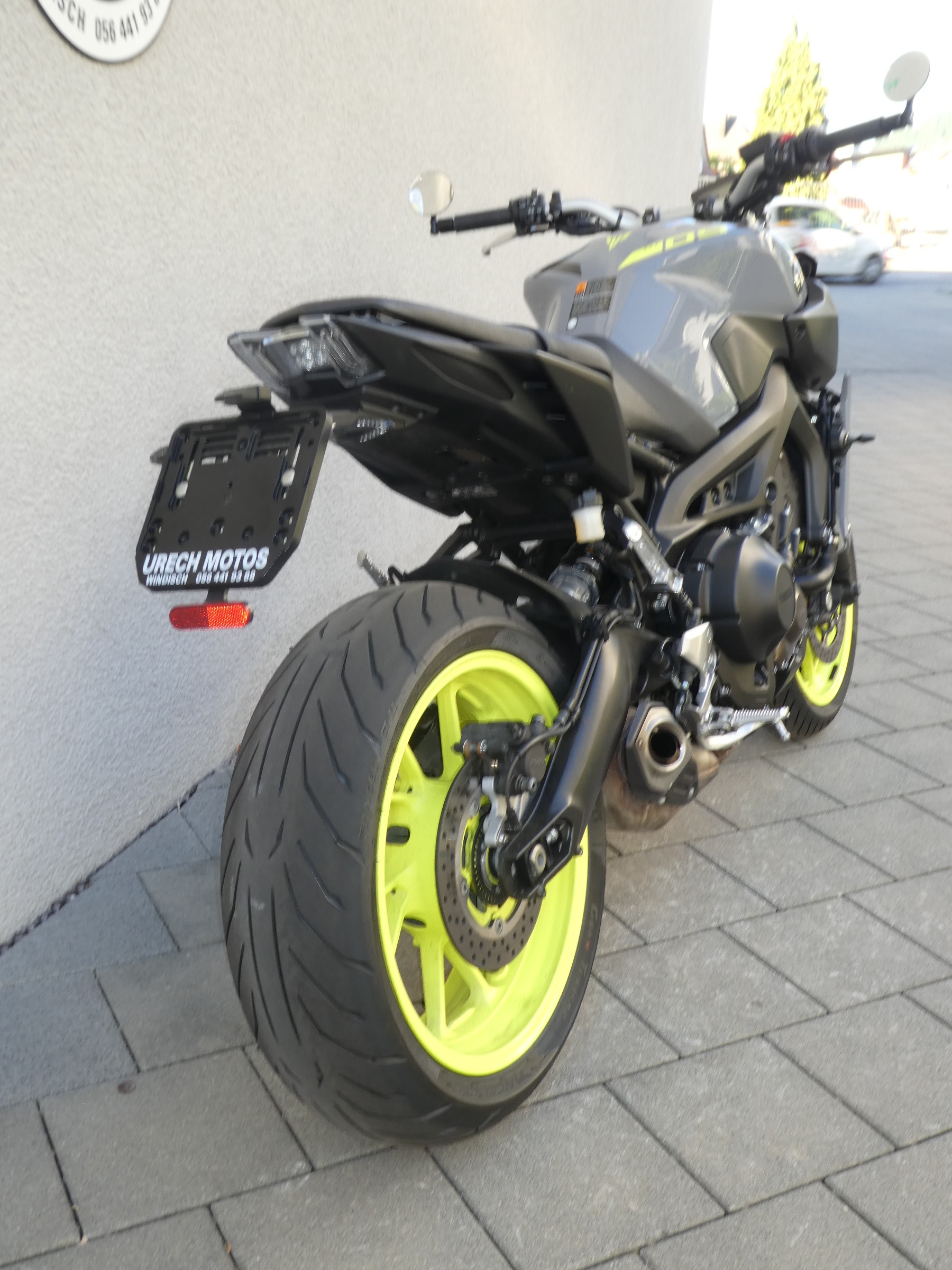 YAMAHA MT-09 ABS-showroom-element-3