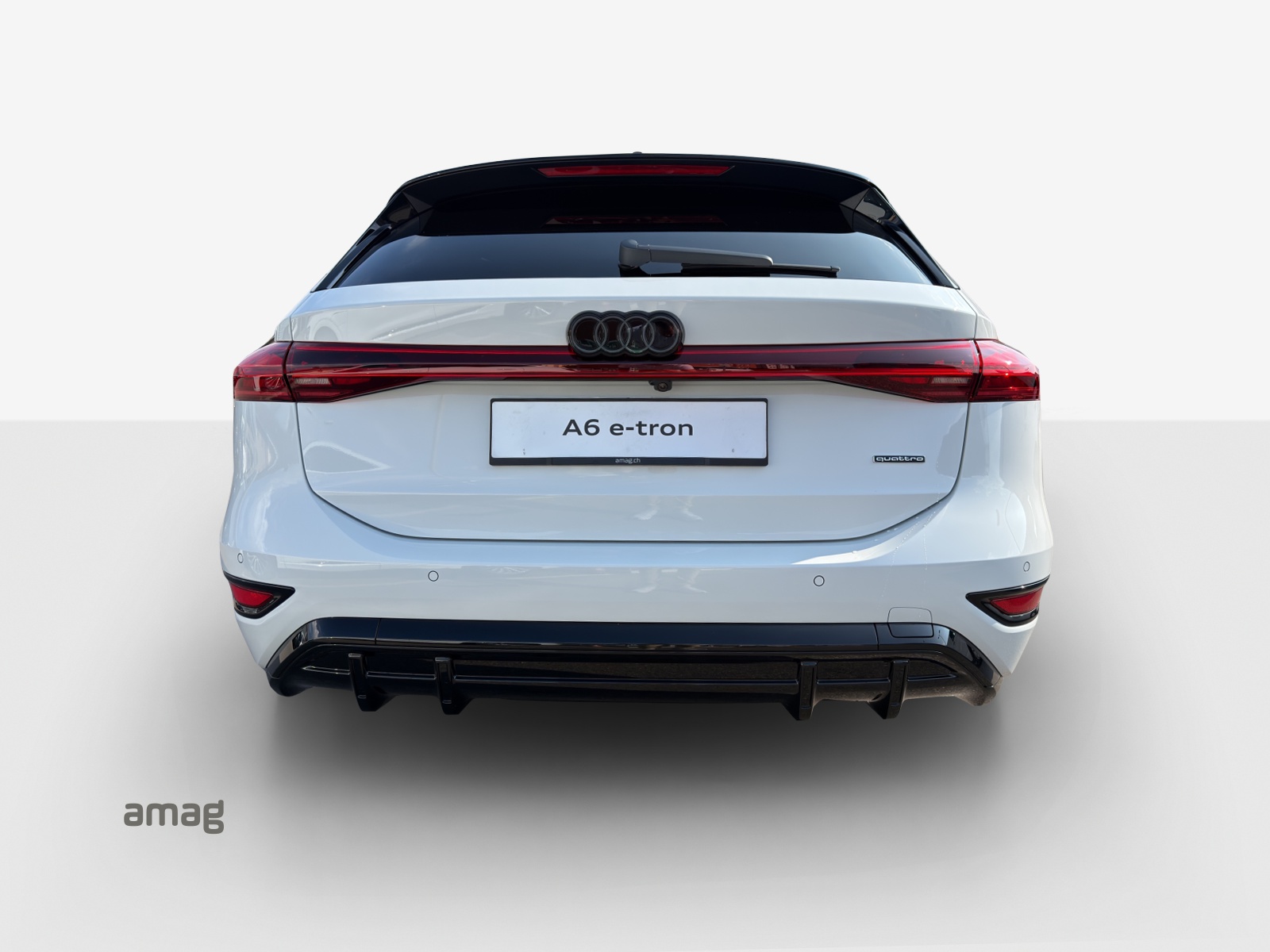 AUDI A6 Avant e-tron quattro-image-3
