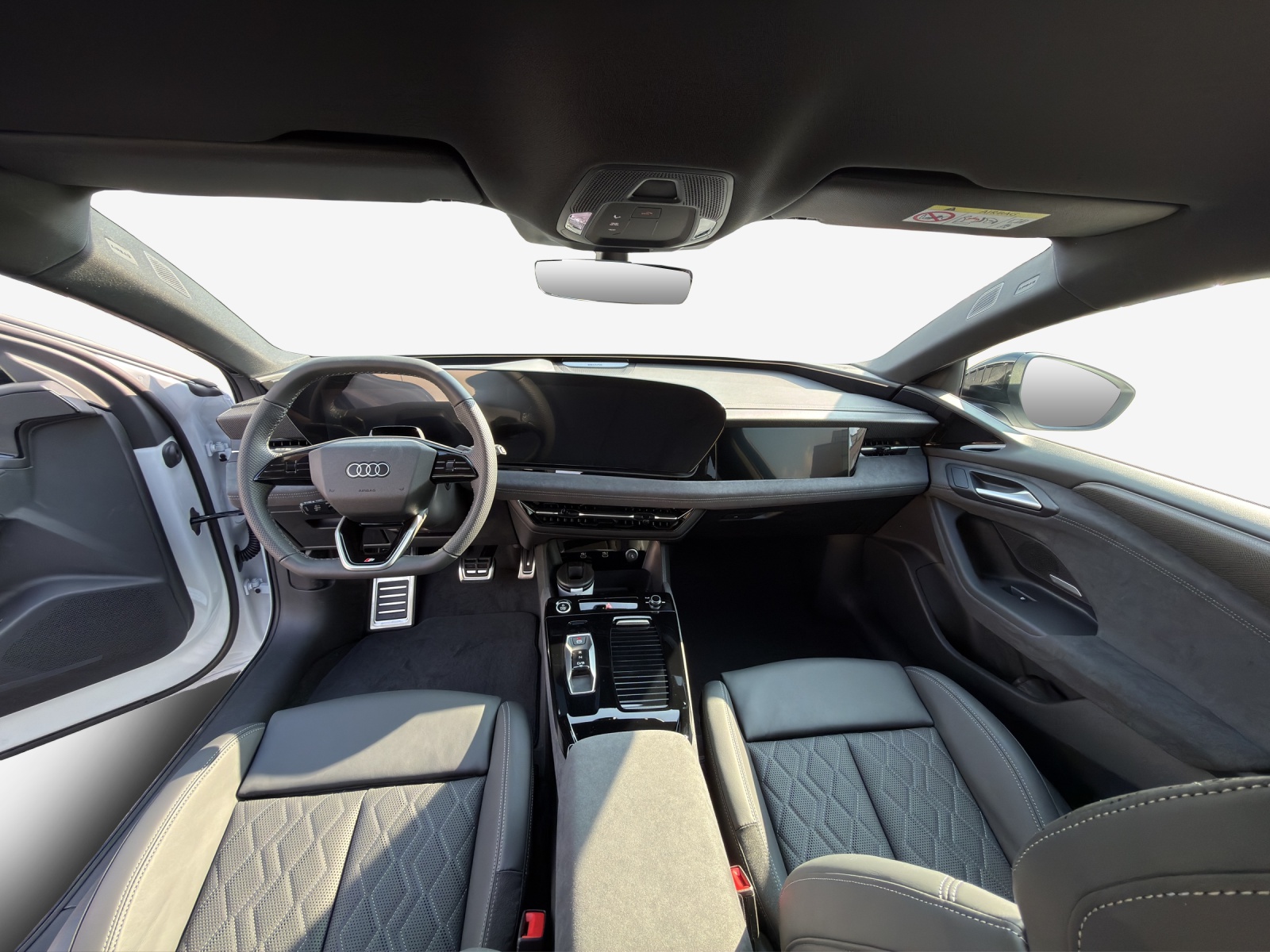 AUDI A6 Avant e-tron quattro-image-8