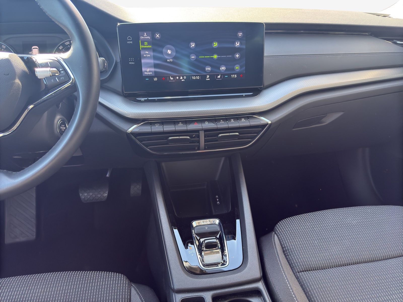 SKODA Octavia Combi 2.0 TSI Ambition DSG 4x4-image-10