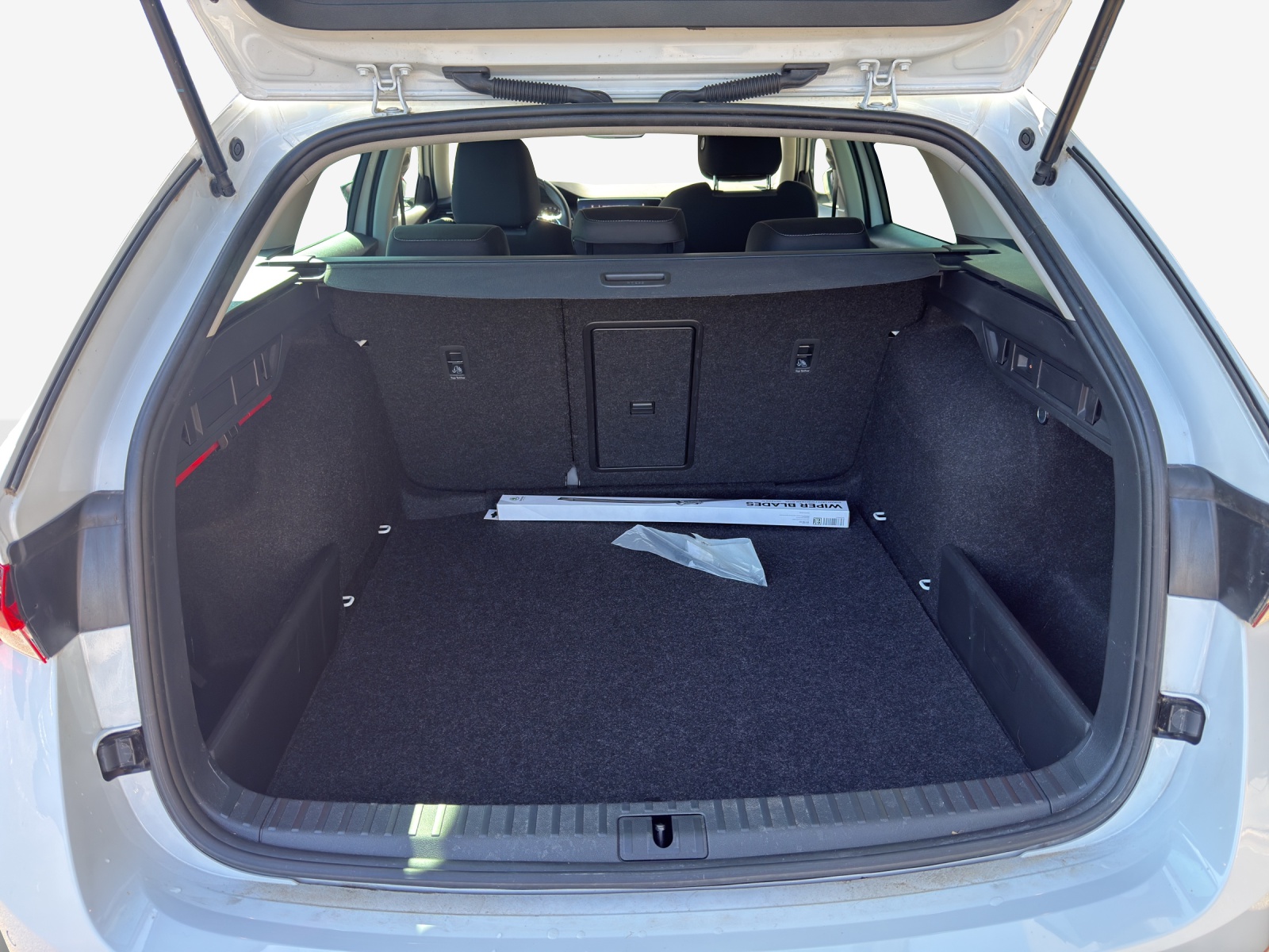 SKODA Octavia Combi 2.0 TSI Ambition DSG 4x4-image-12