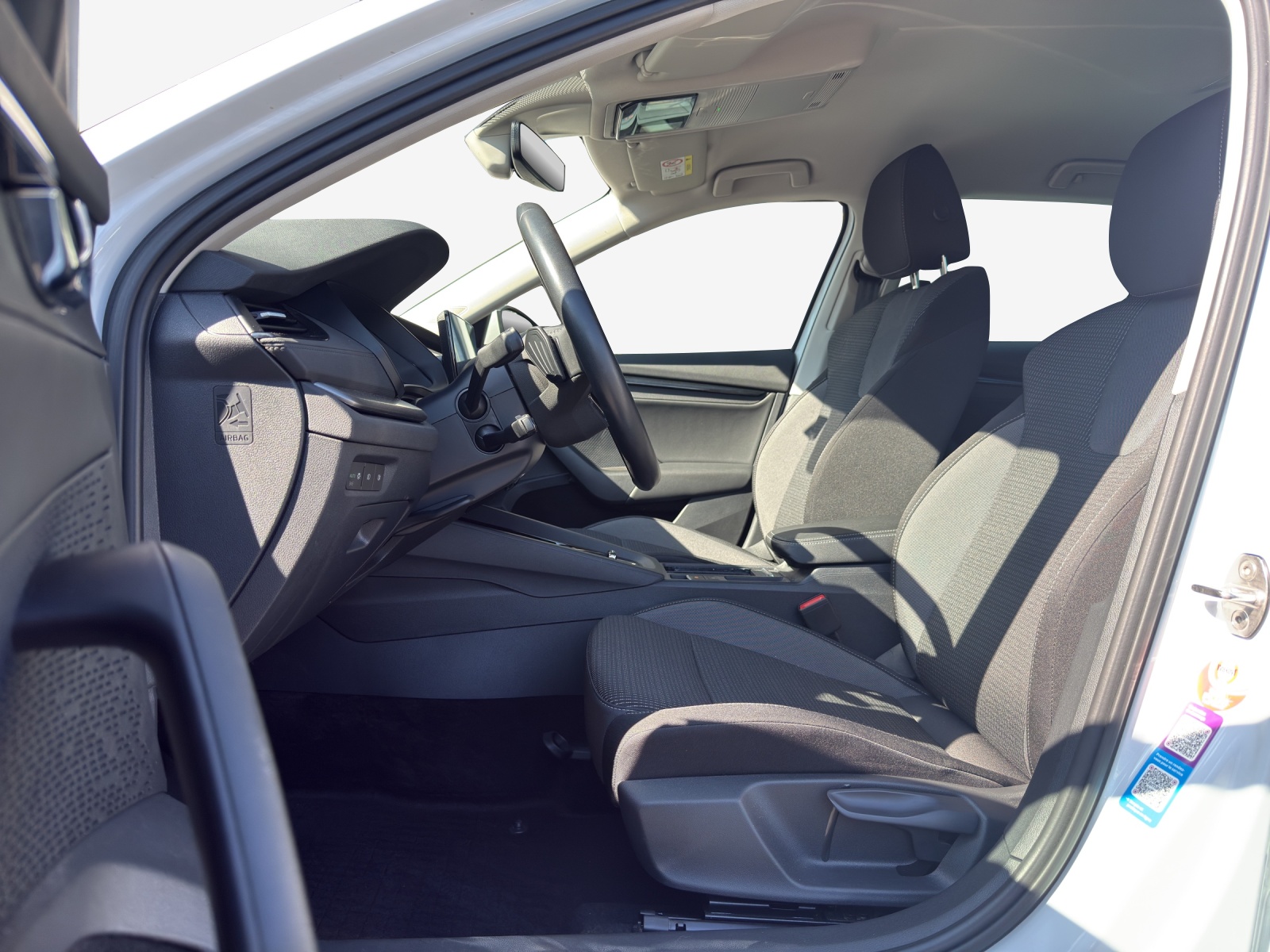 SKODA Octavia Combi 2.0 TSI Ambition DSG 4x4-image-7