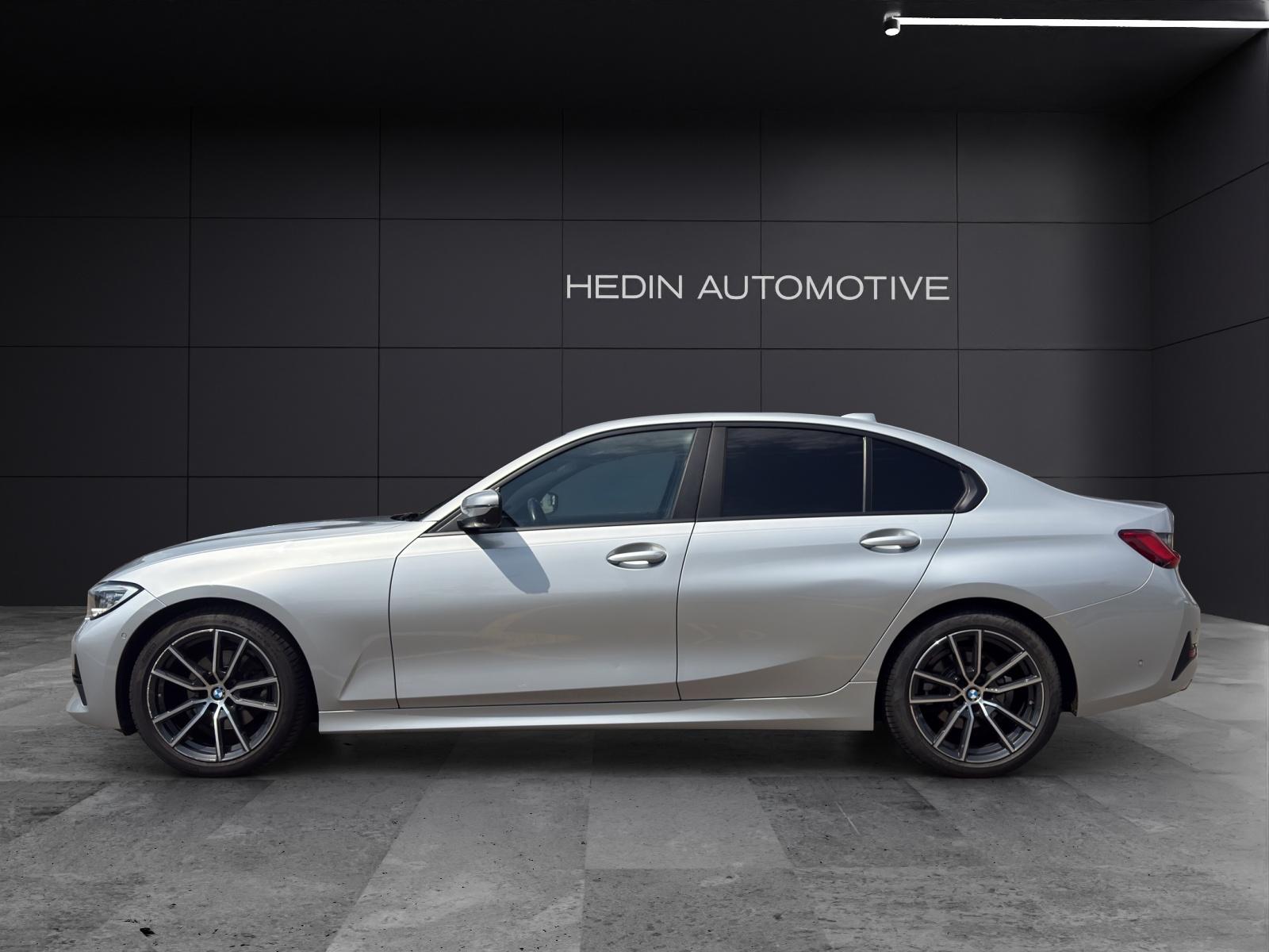BMW 320i xDrive-image-1
