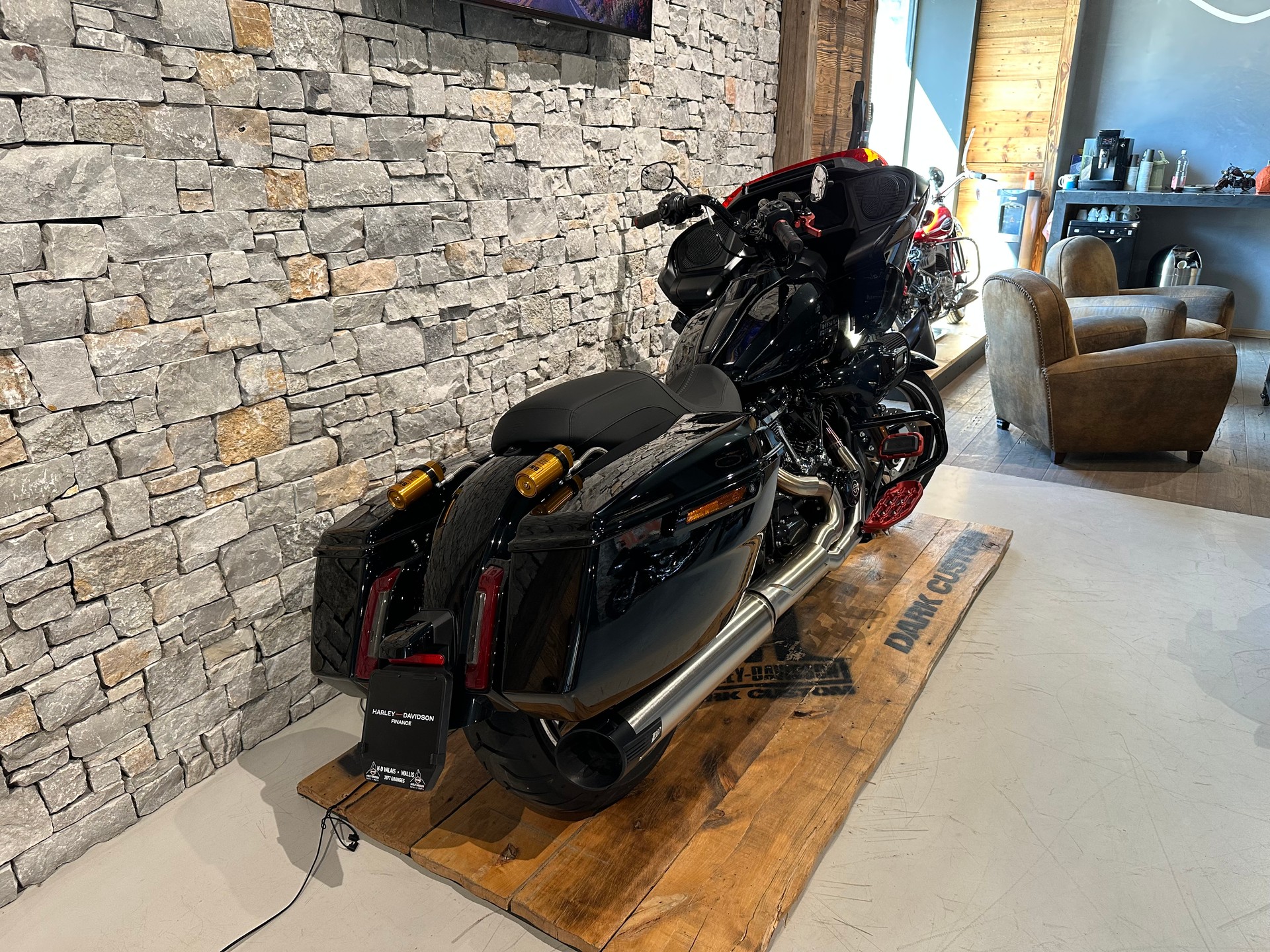 HARLEY-DAVIDSON FLTRX Road Glide 117-showroom-element-2