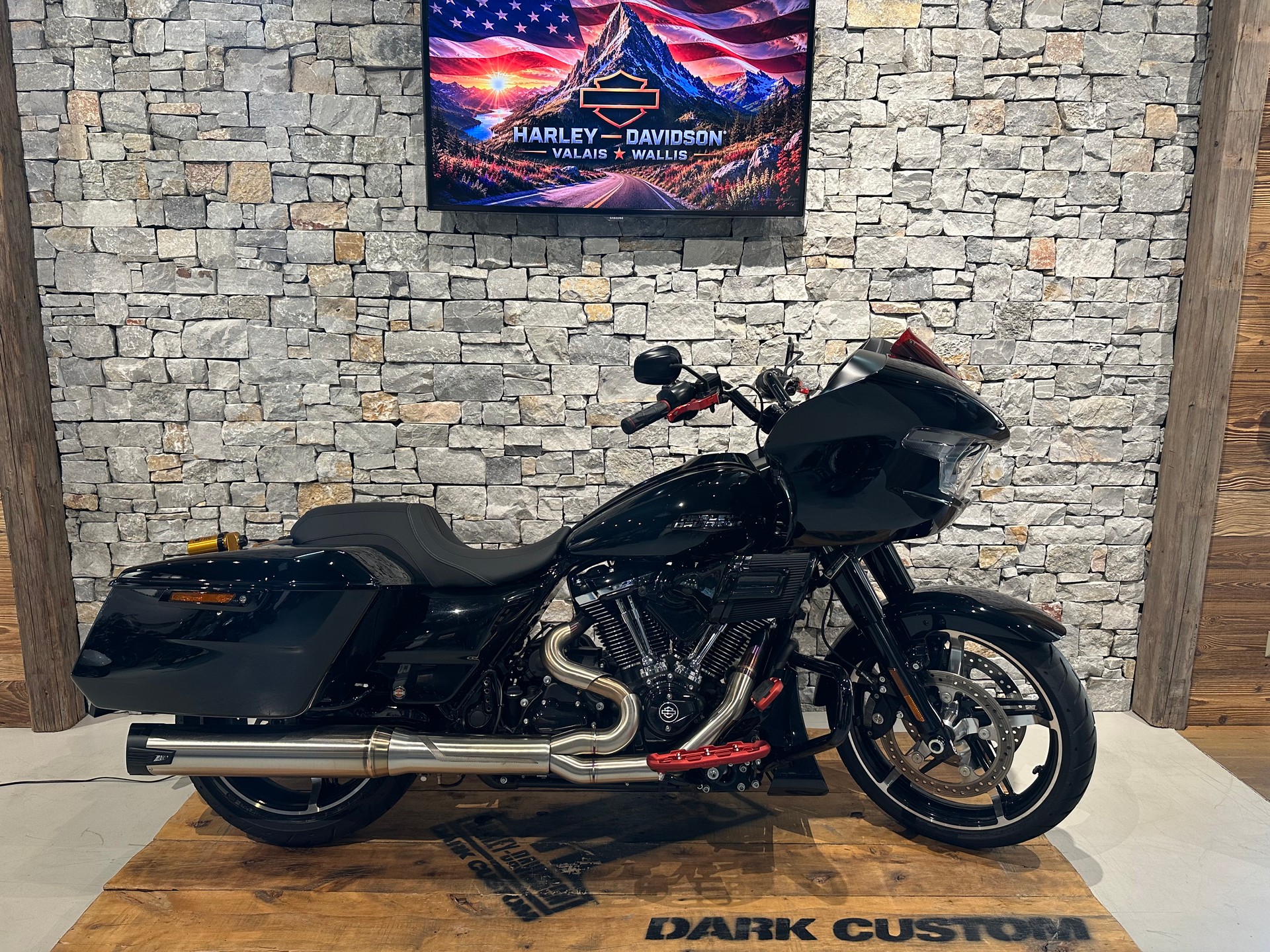 HARLEY-DAVIDSON FLTRX Road Glide 117