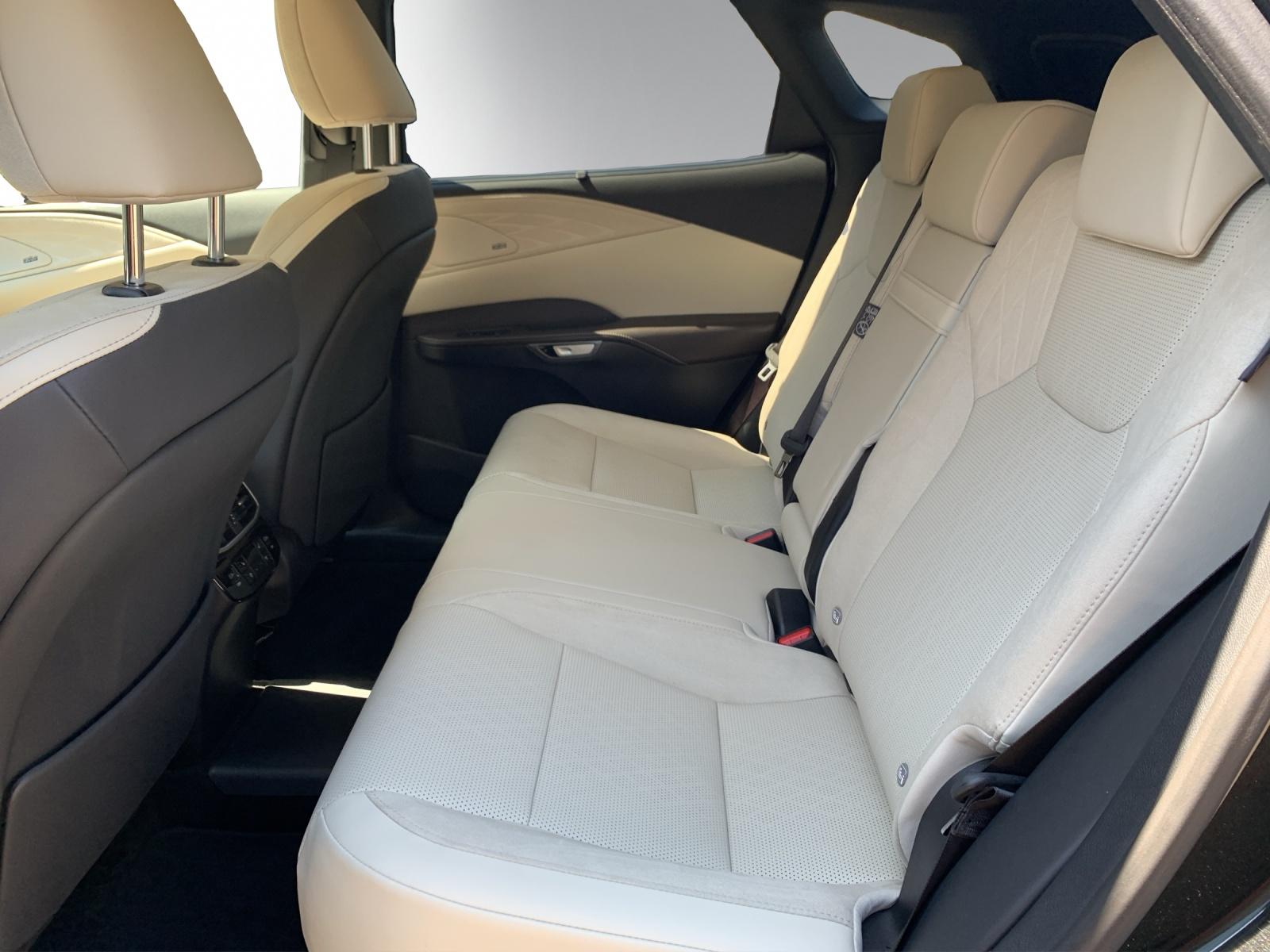 LEXUS RX 450h+ Excellence-image-7