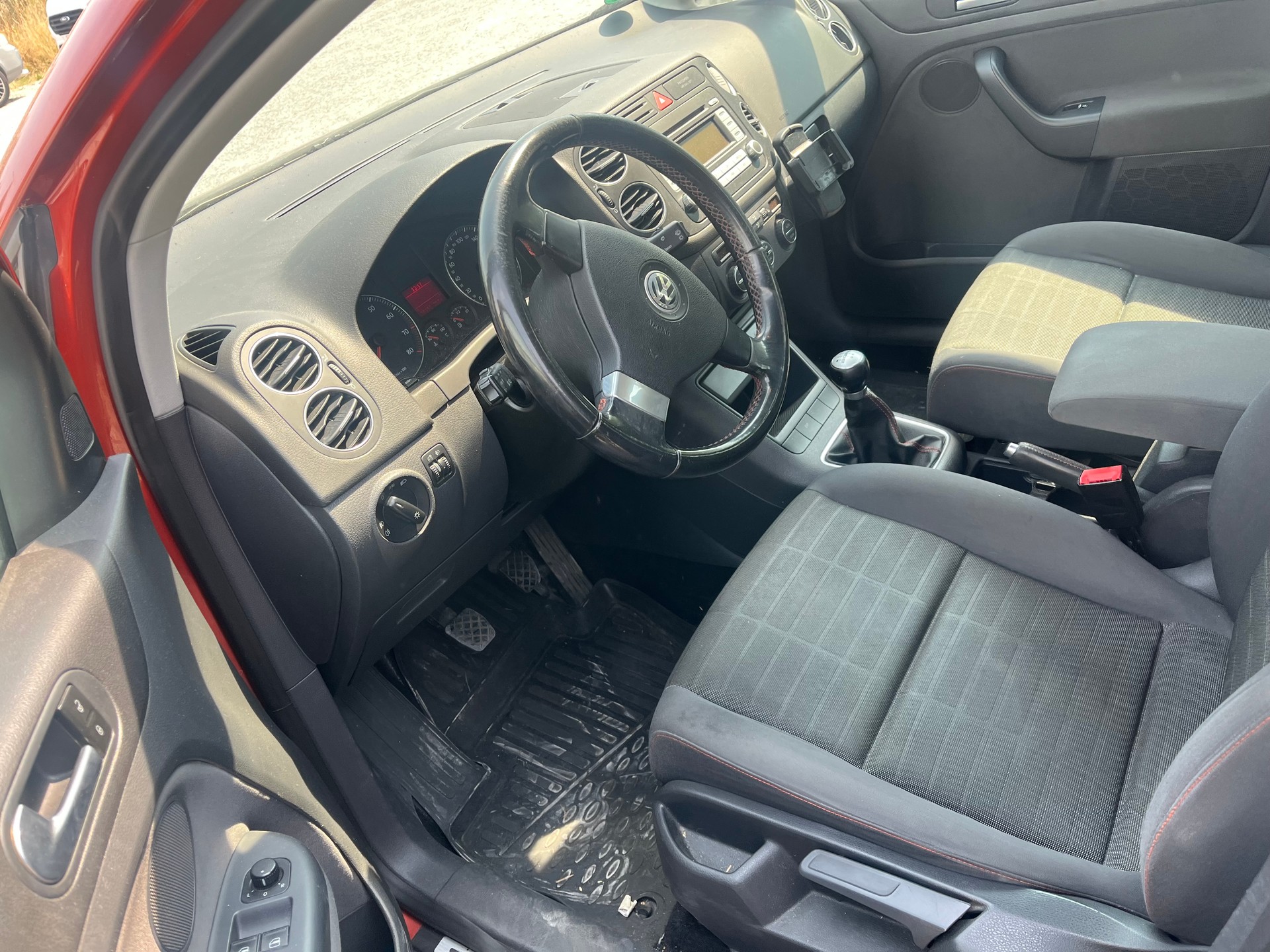 VW Golf Plus 1.6 FSI Trendline-image-12