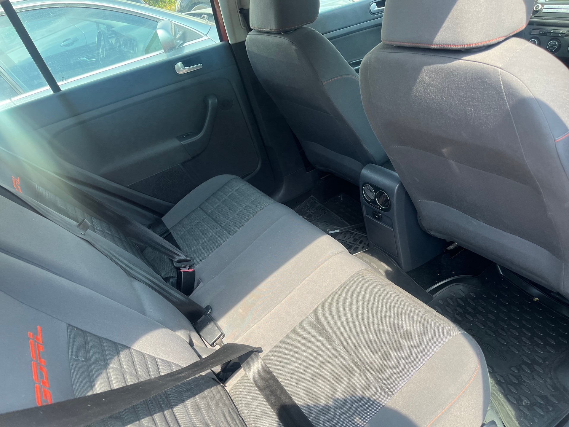 VW Golf Plus 1.6 FSI Trendline-image-10