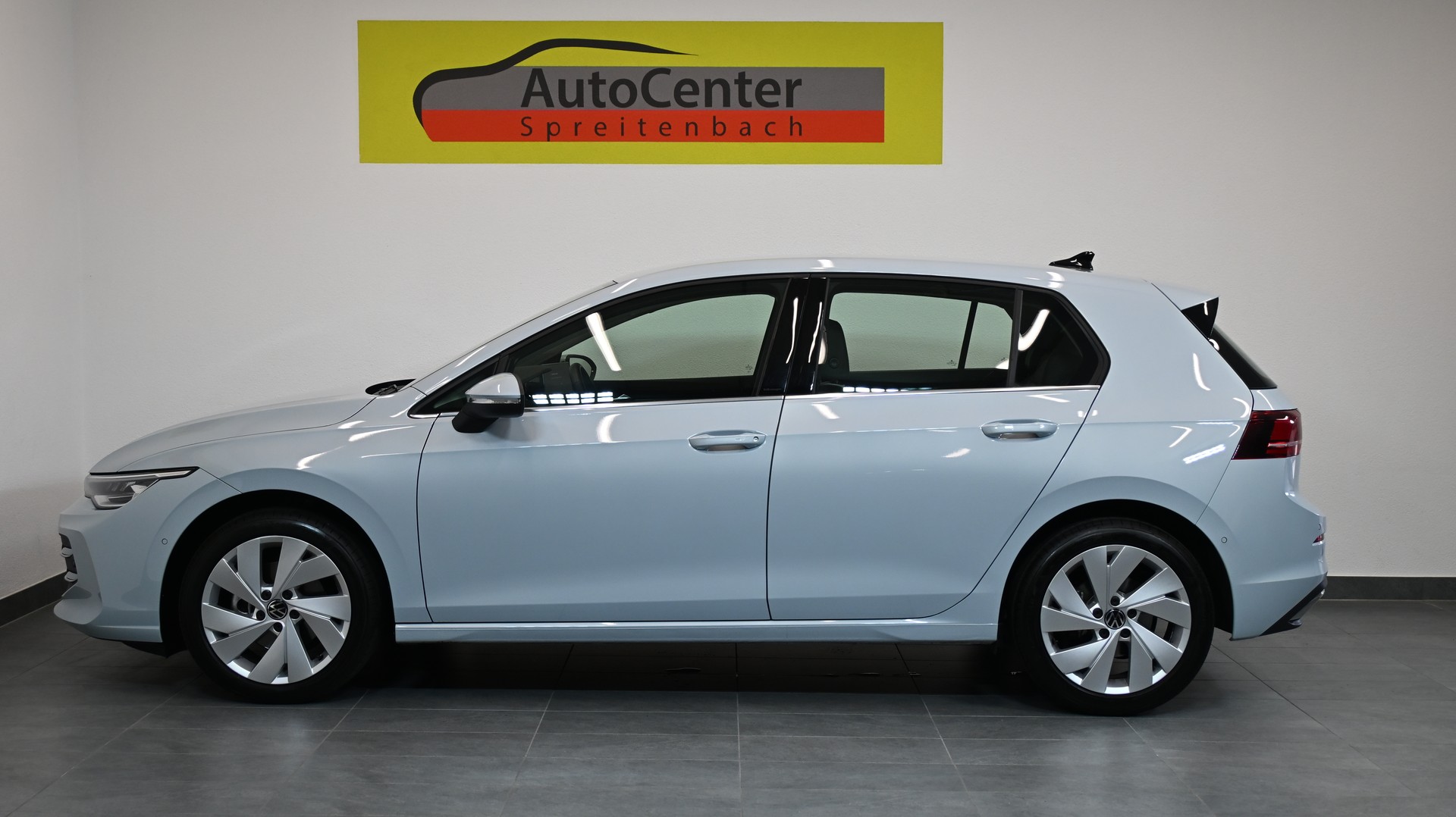 VW Golf 1.5 e TSI mHEV Style DSG-image-13