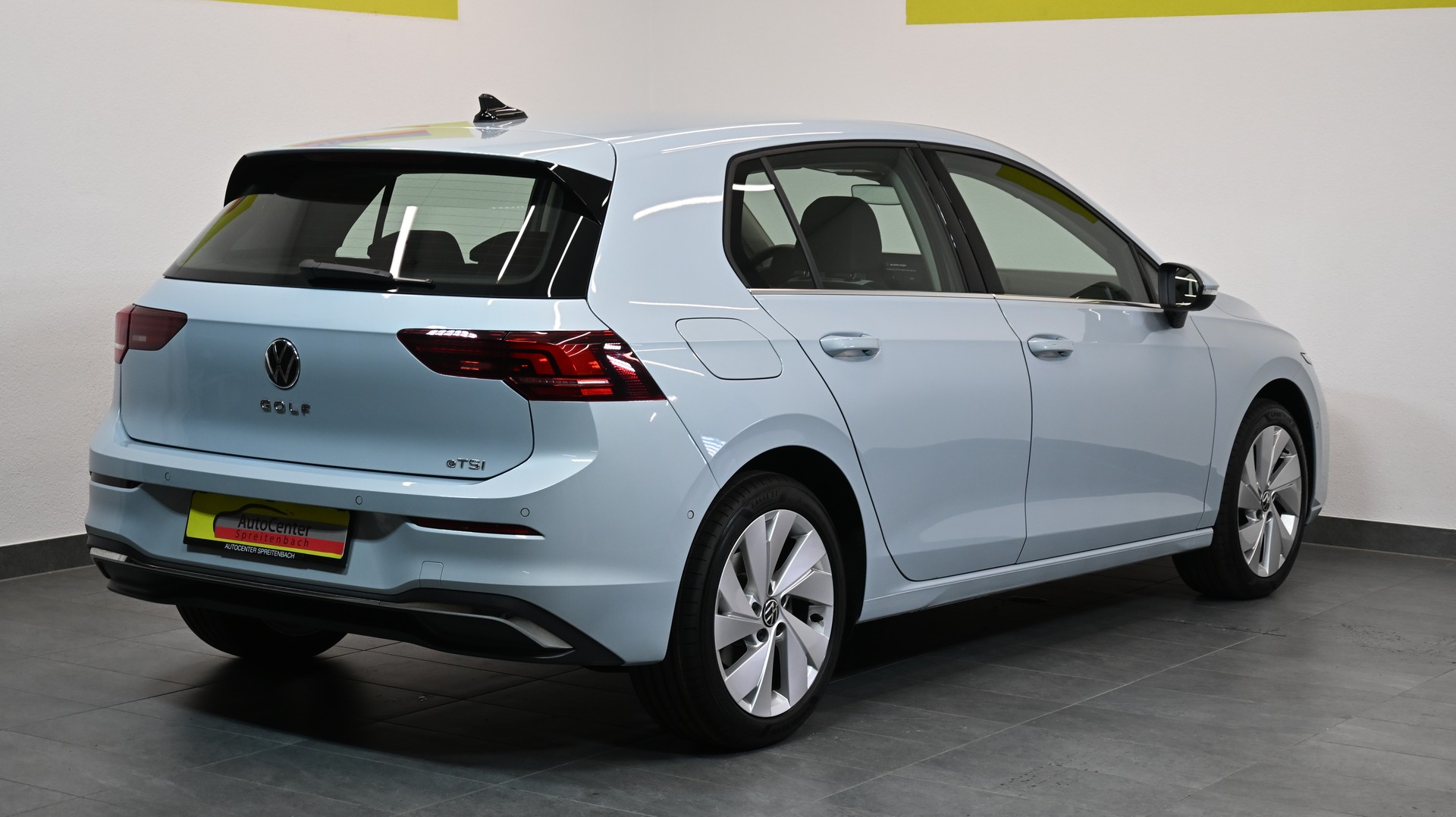 VW Golf 1.5 e TSI mHEV Style DSG-image-14