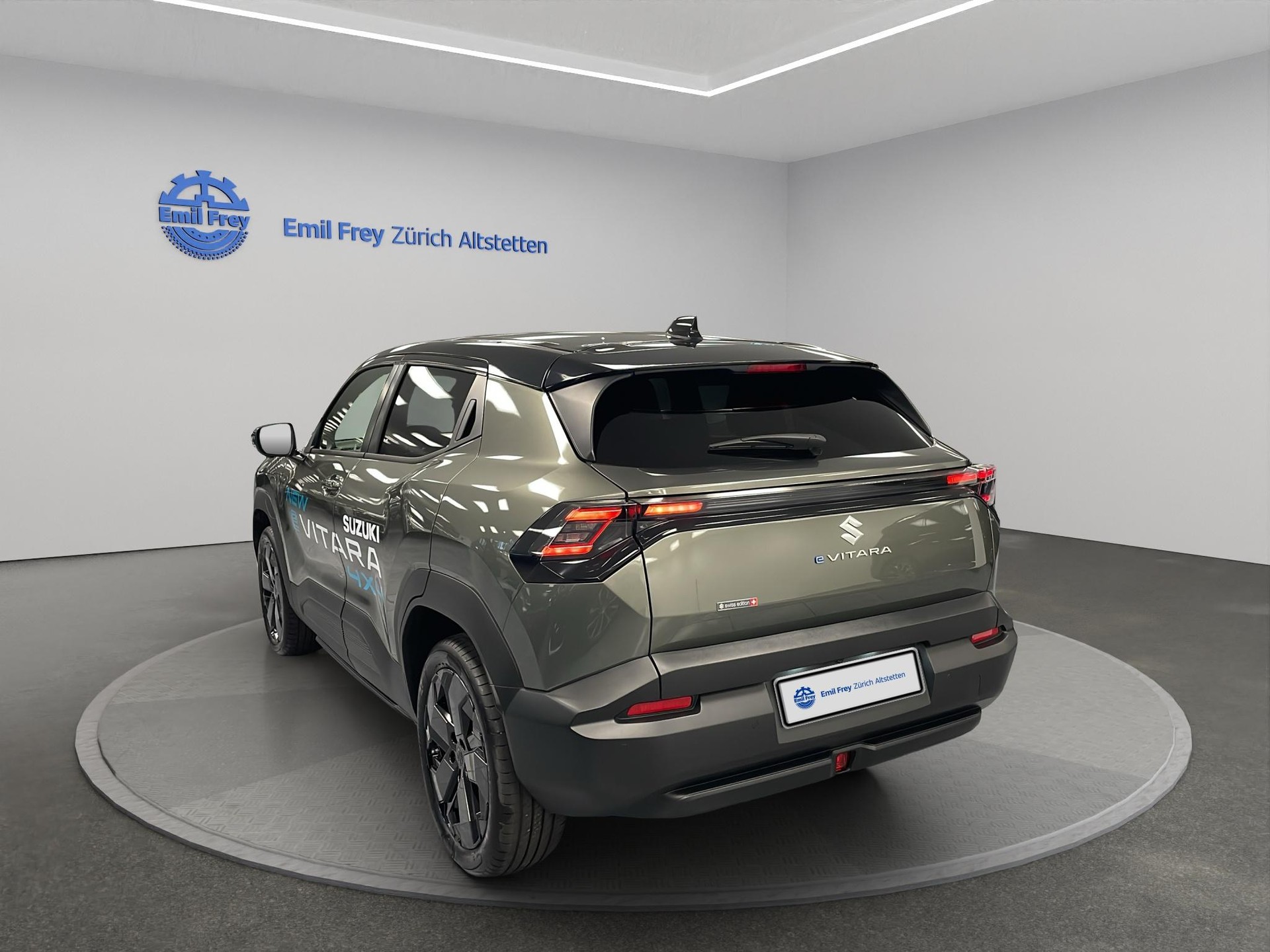 SUZUKI e Vitara Compact Top-showroom-element-1