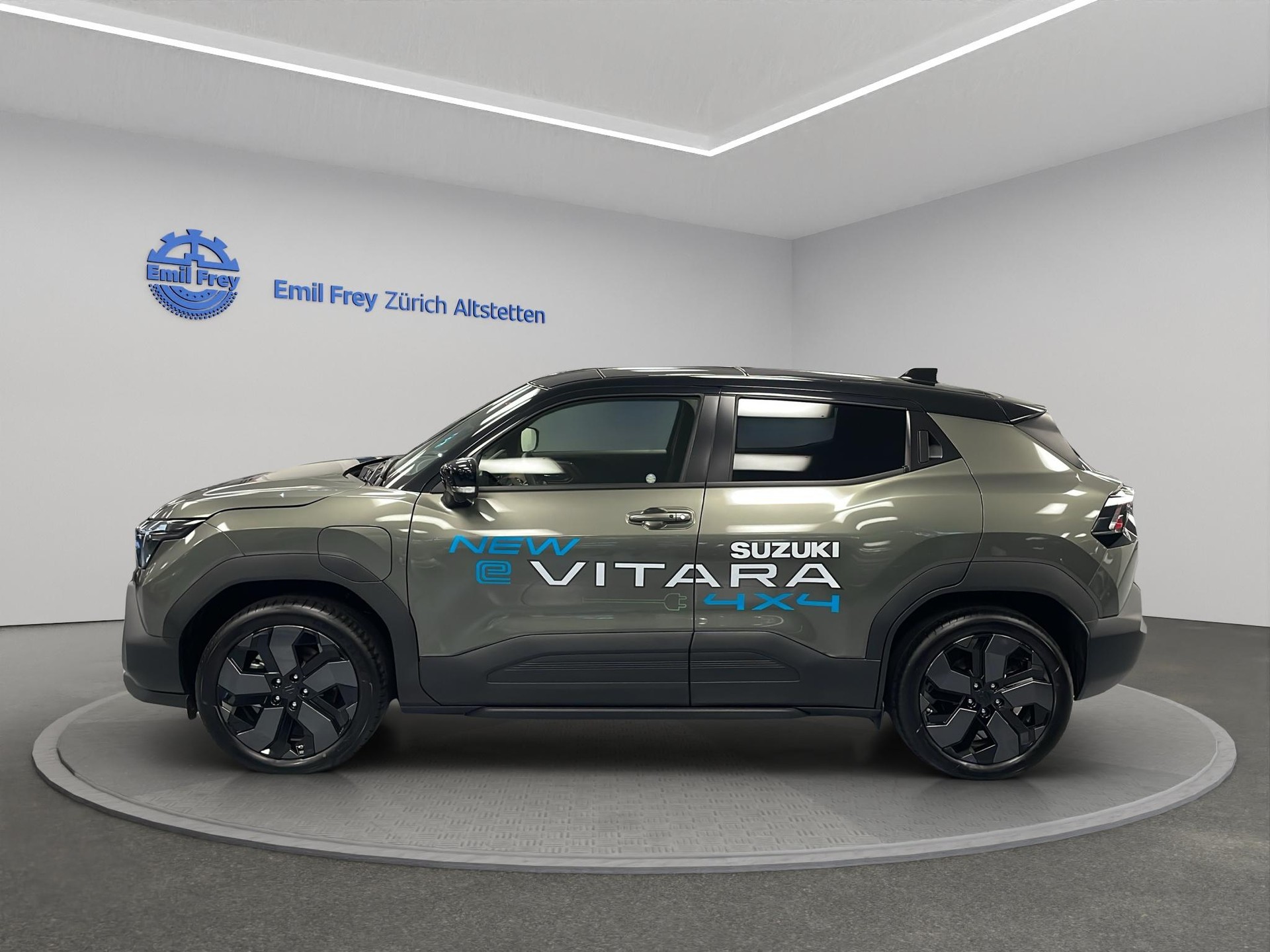 SUZUKI e Vitara Compact Top-showroom-element-3