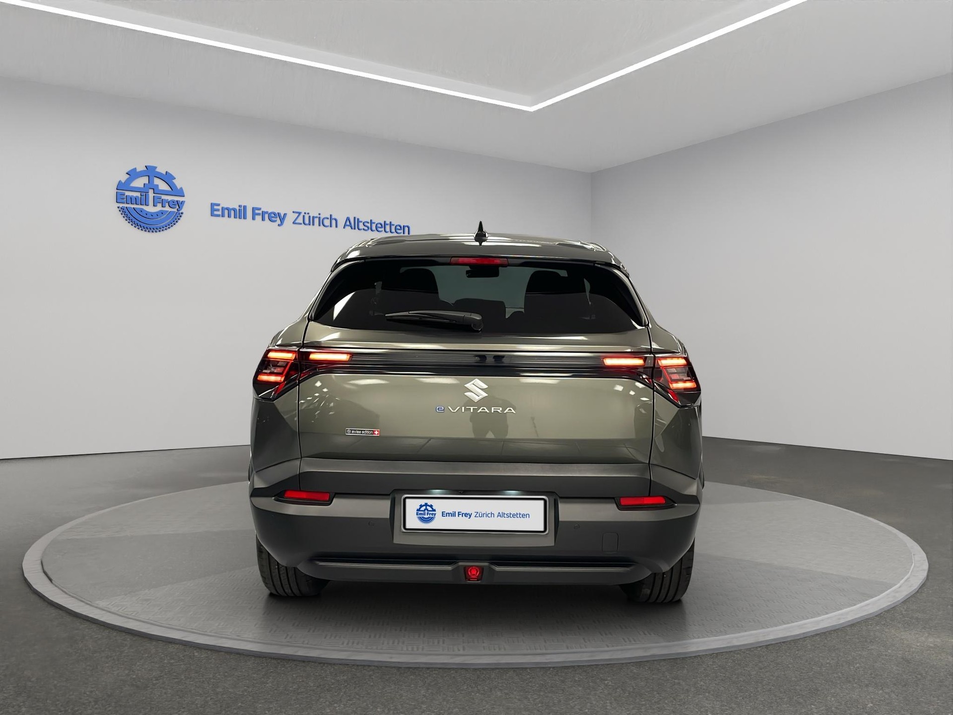 SUZUKI e Vitara Compact Top-image-5
