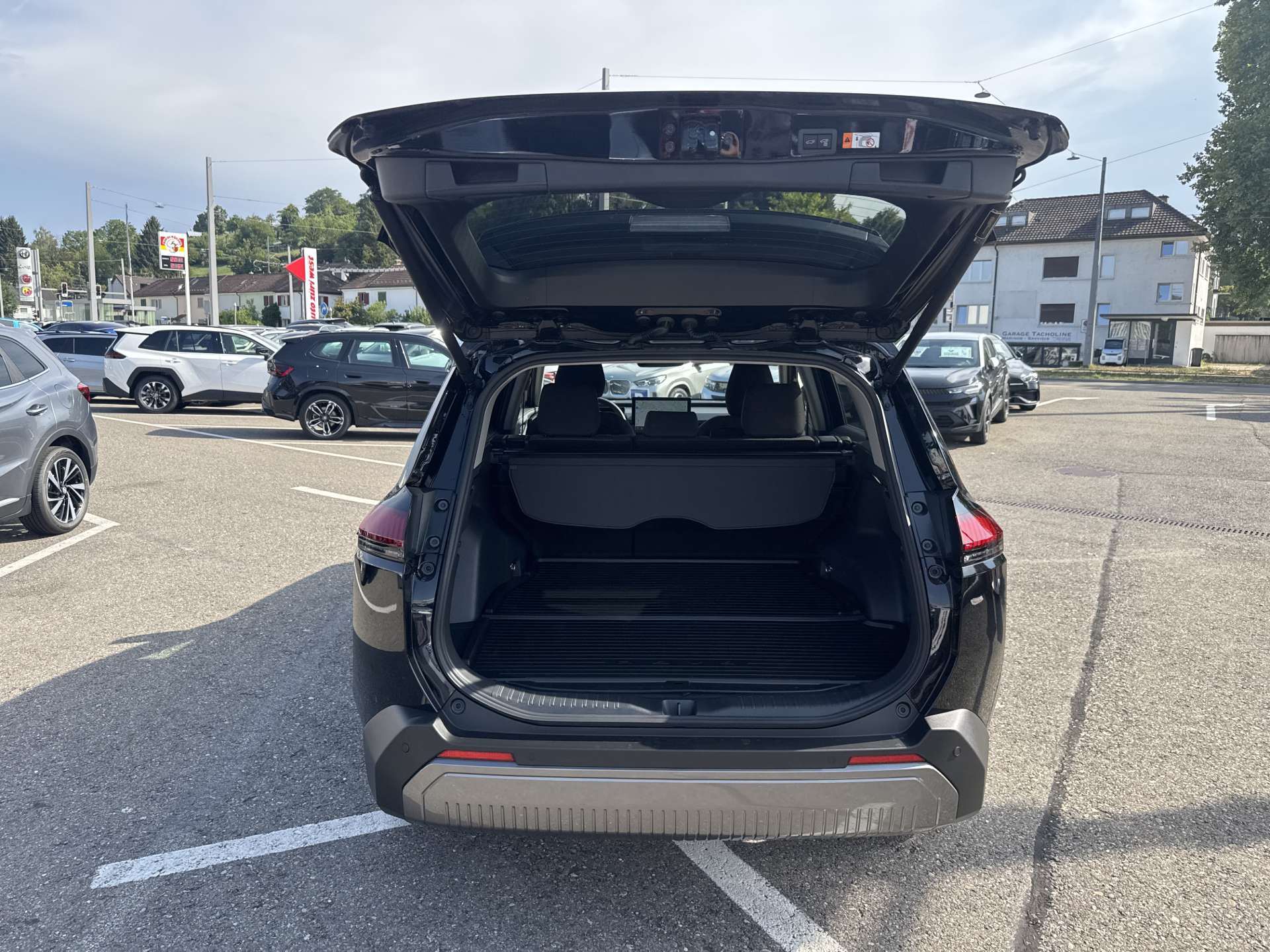 TOYOTA RAV-4 2.5 HSD Trend e-CVT AWD NEUES MODELL Automat-image-7