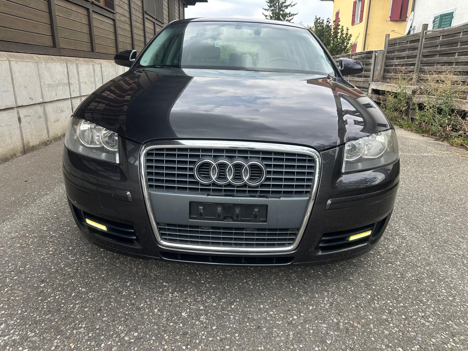AUDI A3 Sportback 2.0 TDI Ambition-image-4