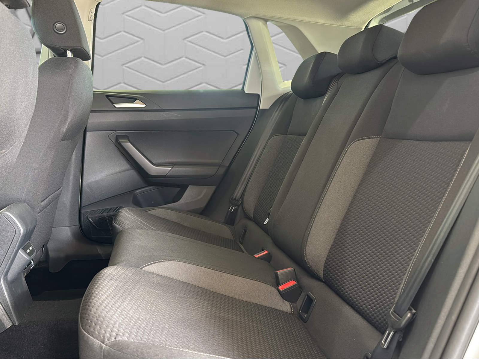 VW Polo 1.0 TSI Life-image-15