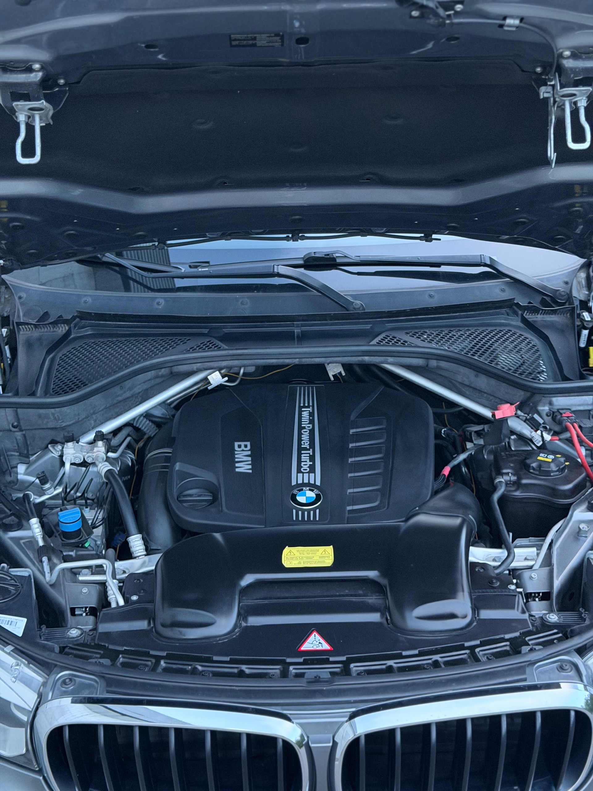 BMW X5 xDrive 30d Steptronic-image-12