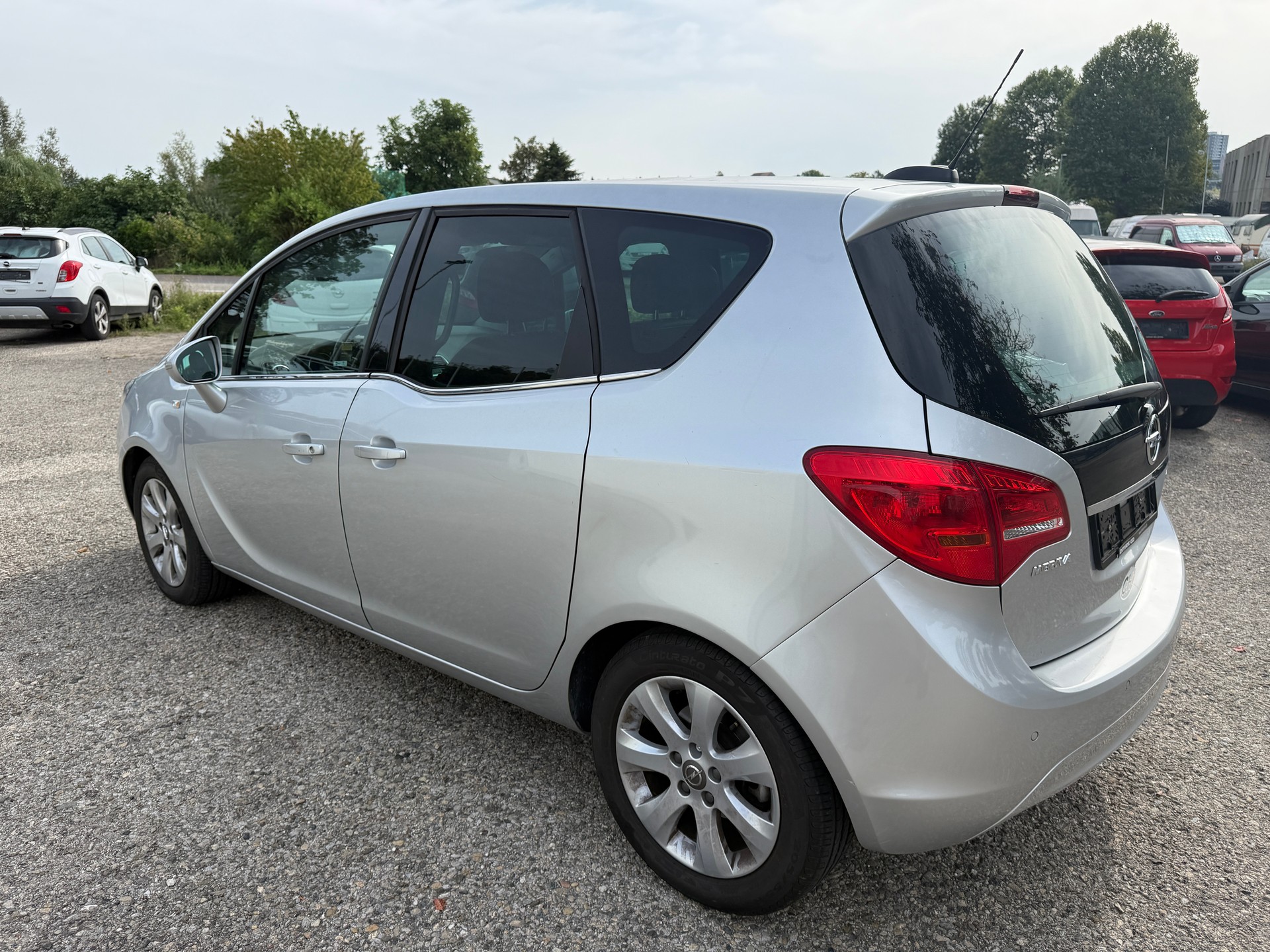 OPEL Meriva 1.4 Turbo Cosmo Automatic-image-3