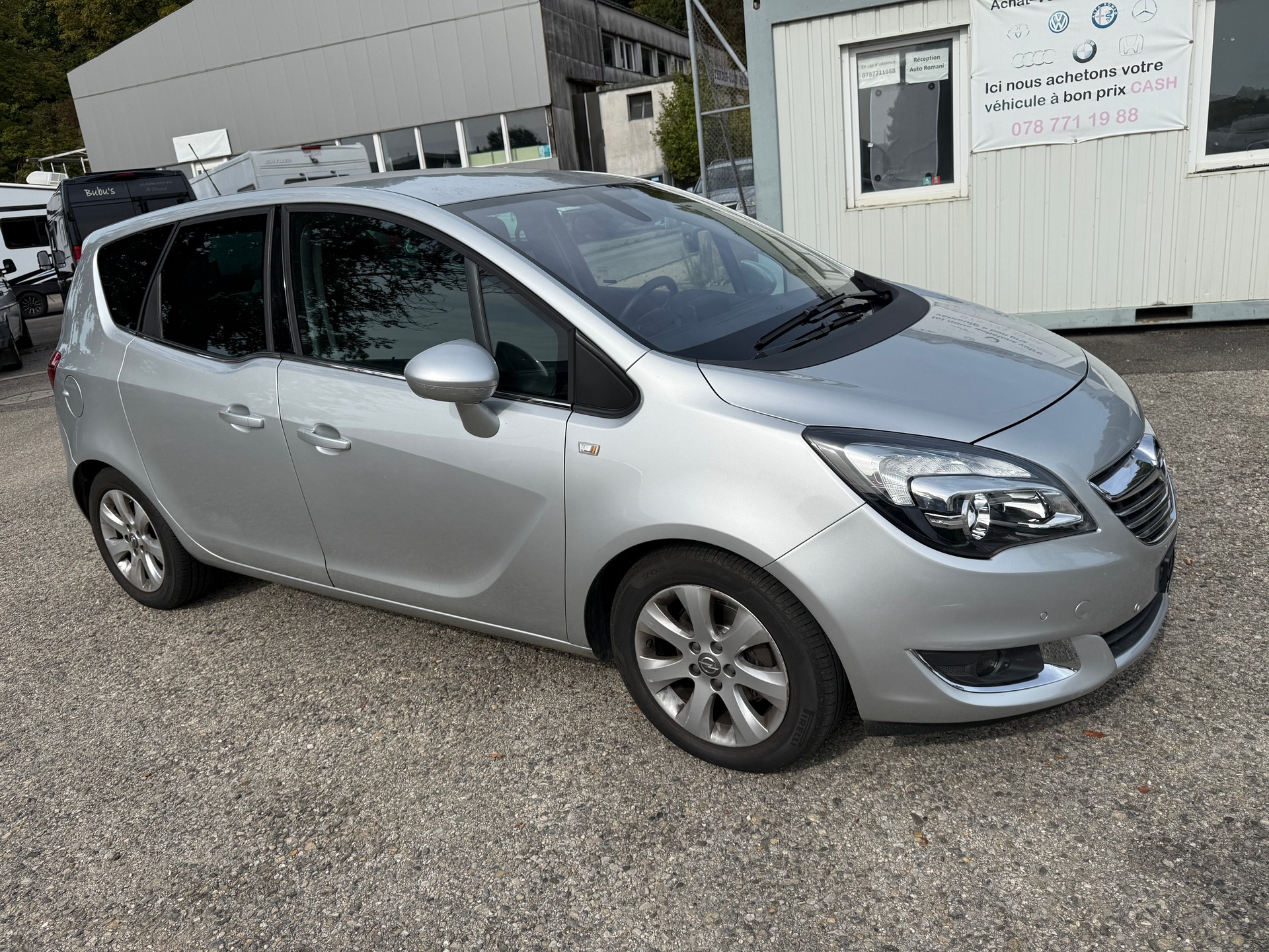 OPEL Meriva 1.4 Turbo Cosmo Automatic-image-2