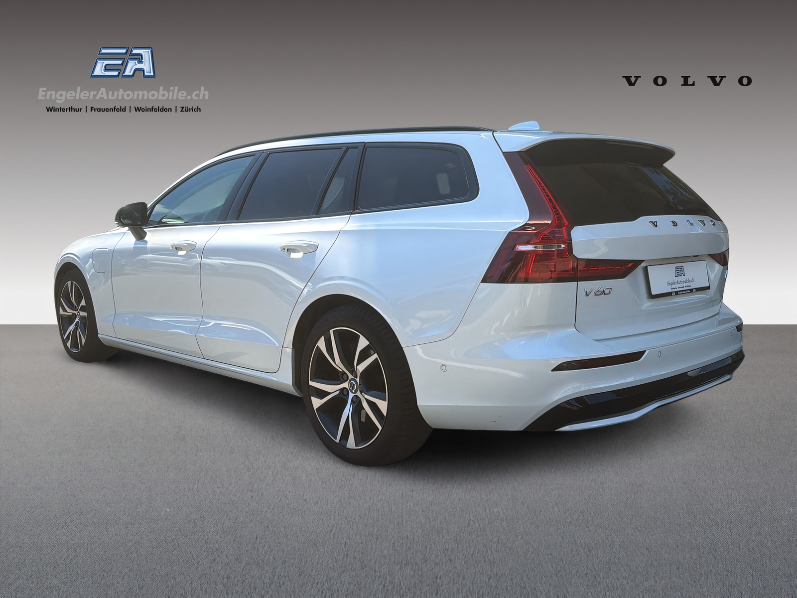 VOLVO V60 2.0 T6 TE Ultimate Dark eAWD-image-3