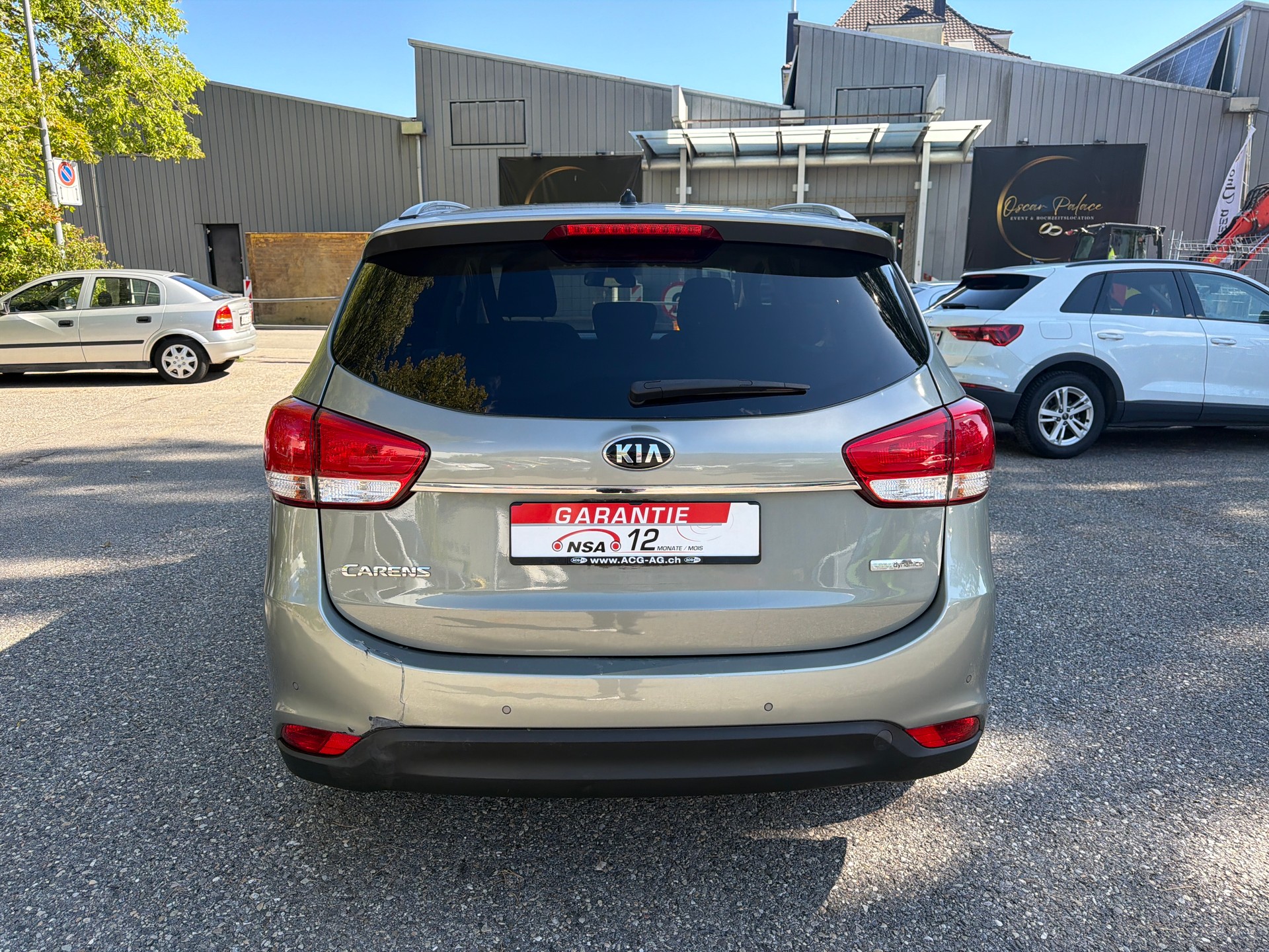 KIA Carens 1.7 CRDi Trend ** 07x Sitze ** Klima-auto ** MF-Lenkrad-Tempomat ** PDC H ** Ab MFK 09.05.2025-image-11