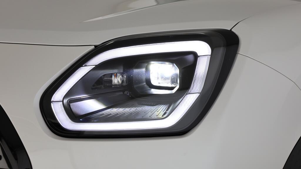 MINI Countryman E-image-14