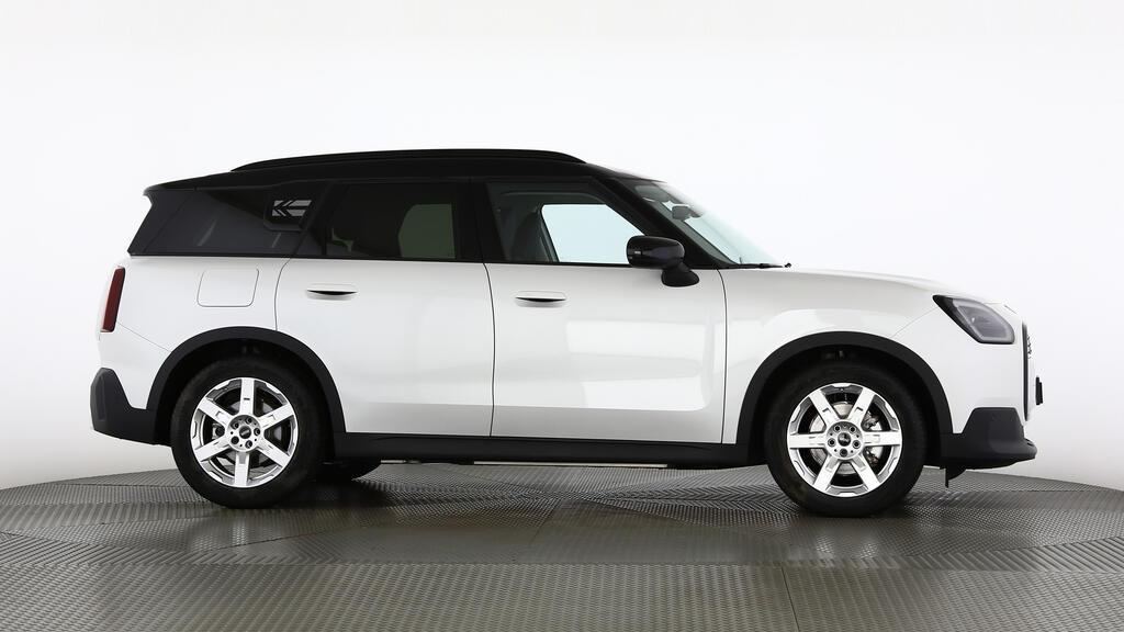 MINI Countryman E-image-1