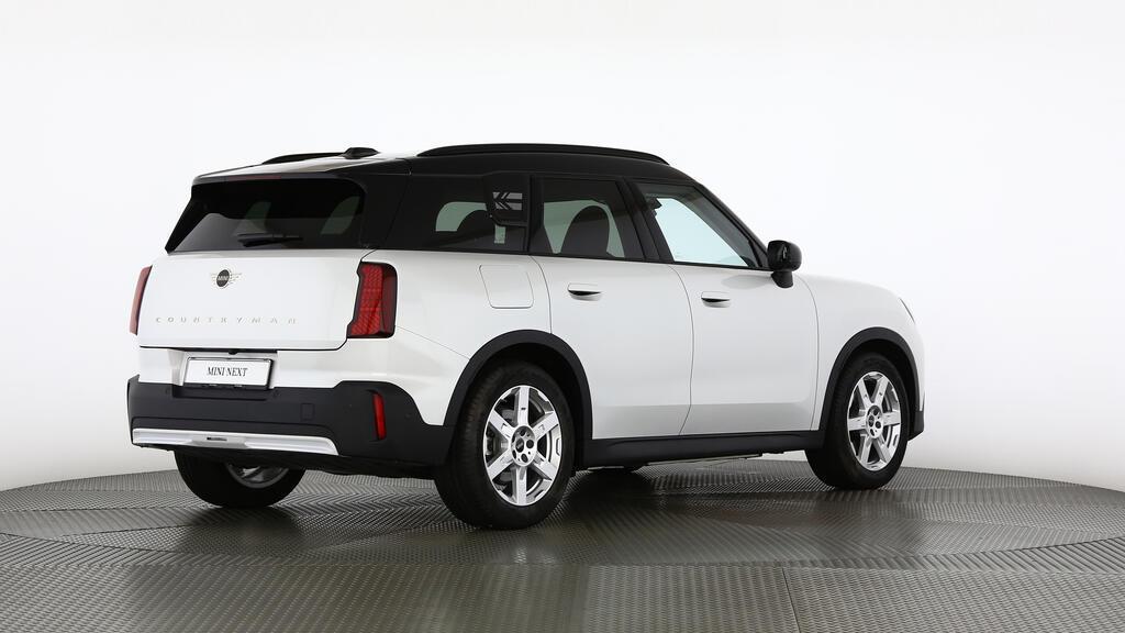 MINI Countryman E-image-3