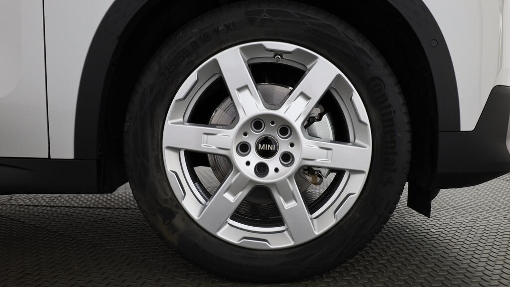 MINI Countryman E-image-7