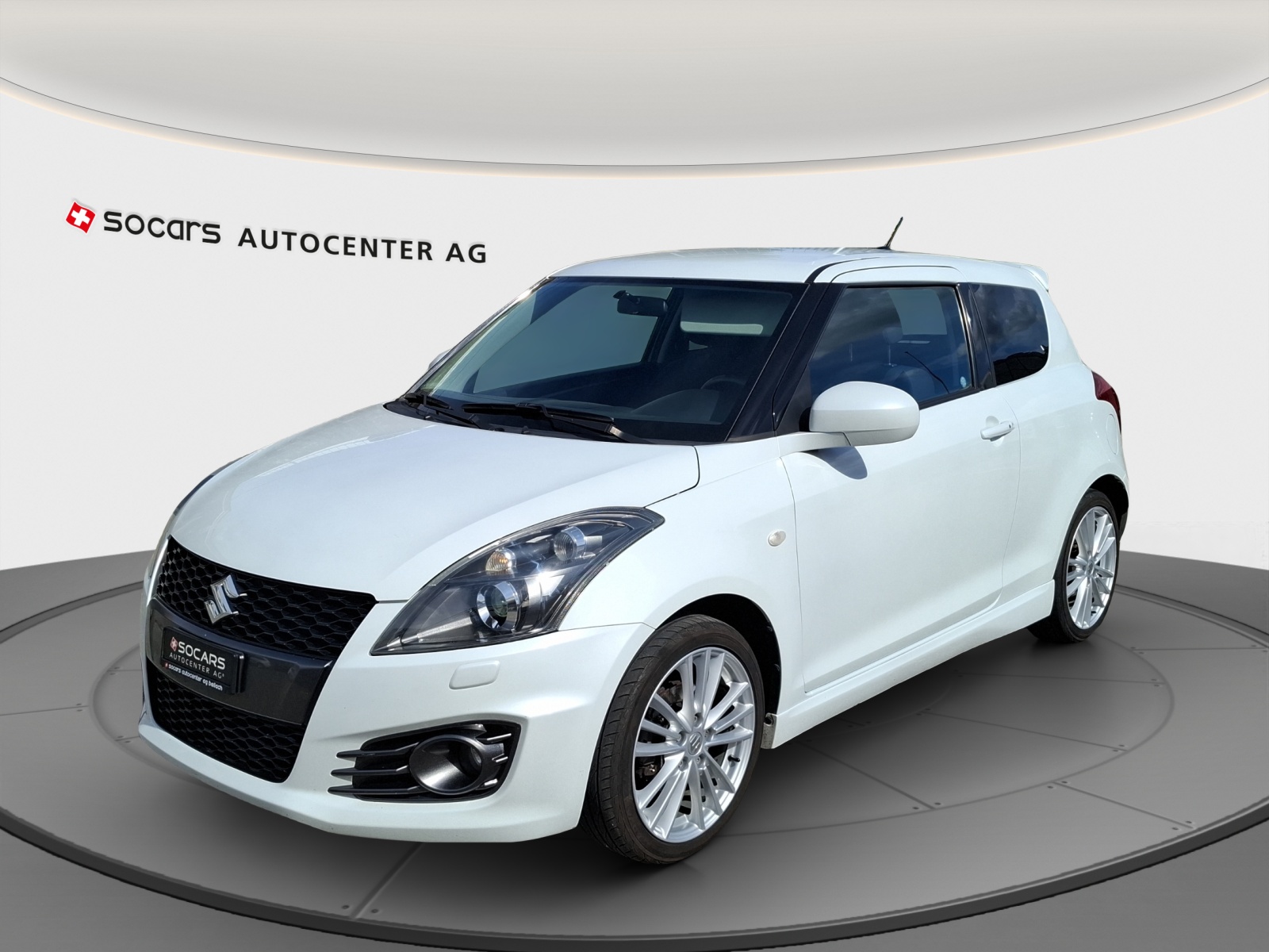 SUZUKI Swift 1.6i 16V Sport // MFK 26.08.2026 // 8-fach bereift