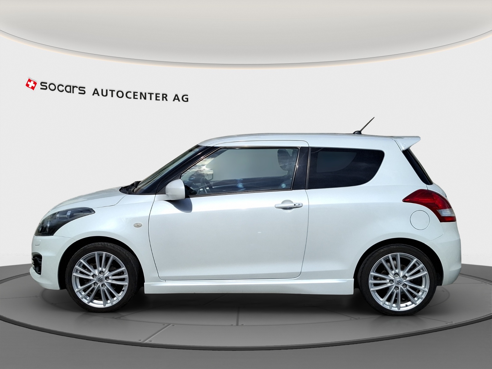 SUZUKI Swift 1.6i 16V Sport // MFK 26.08.2026 // 8-fach bereift-image-5