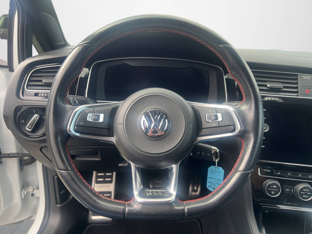 VW Golf VII 2.0 TSI GTI Performance DSG-image-9