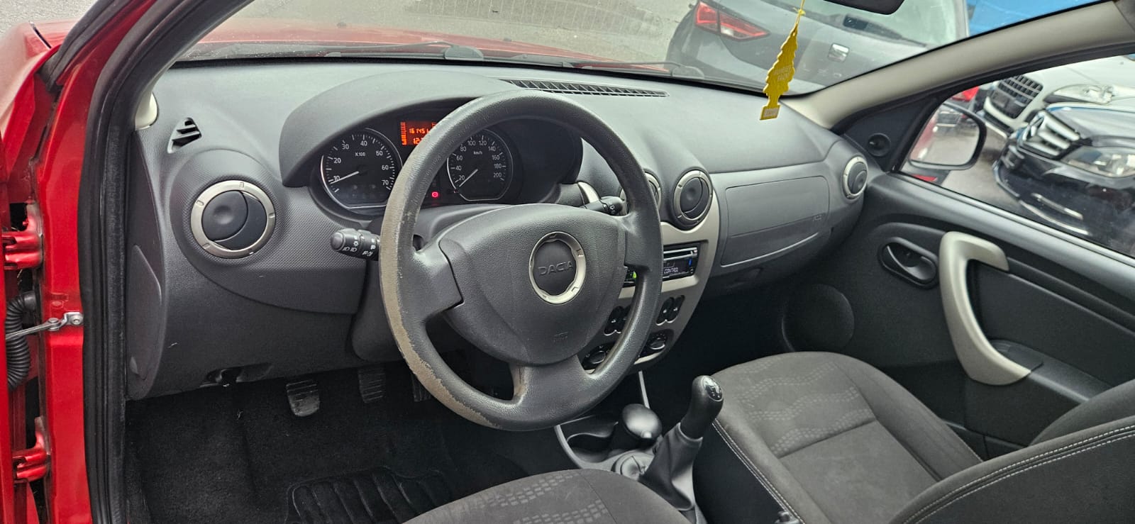 DACIA Sandero 1.6 Stepway-image-8