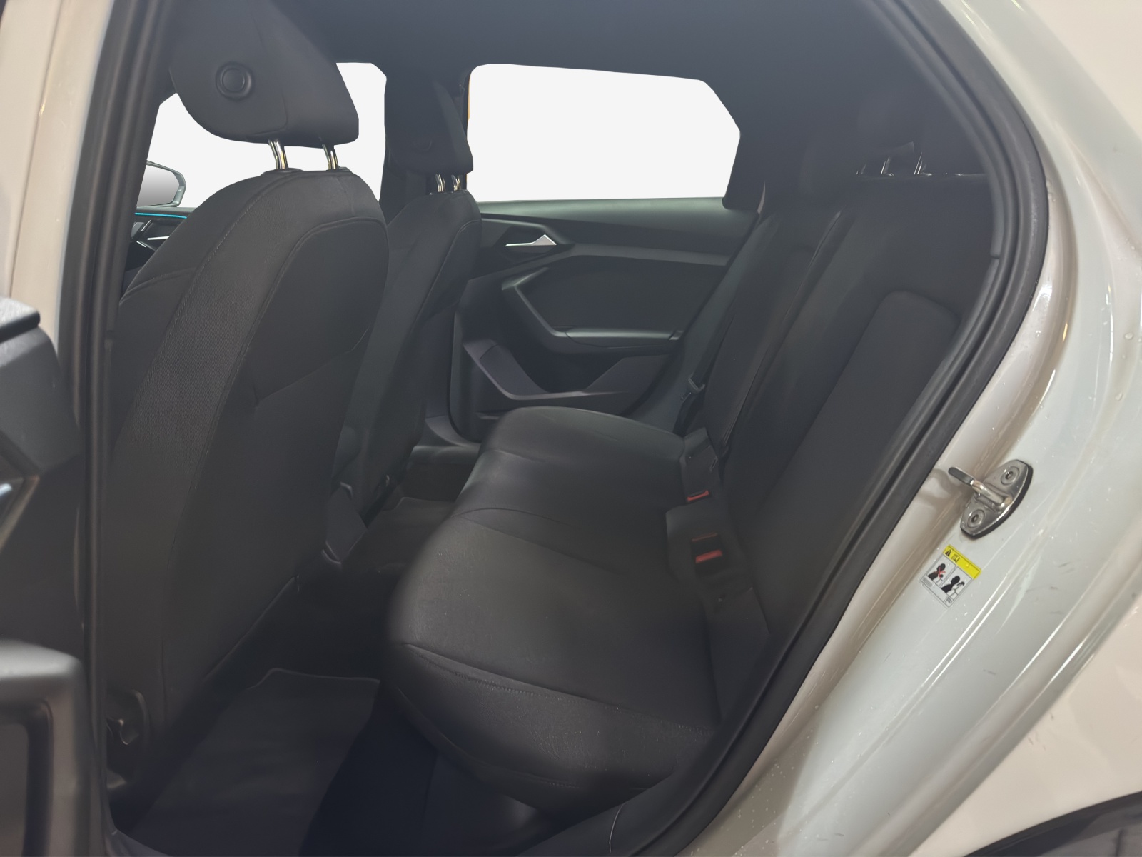 AUDI A1 allstreet 30 TFSI Attraction S-tronic-image-11