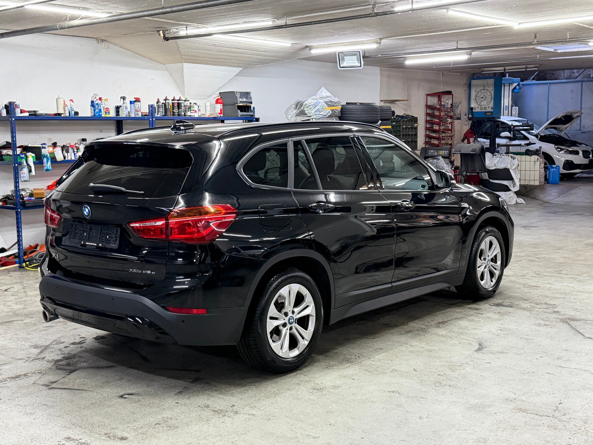 BMW X1 xDrive 25e Steptronic-image-3