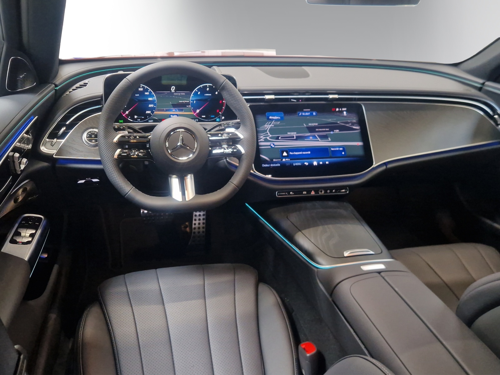 MERCEDES-BENZ E 220 d T 4Matic 9G-Tronic-image-8