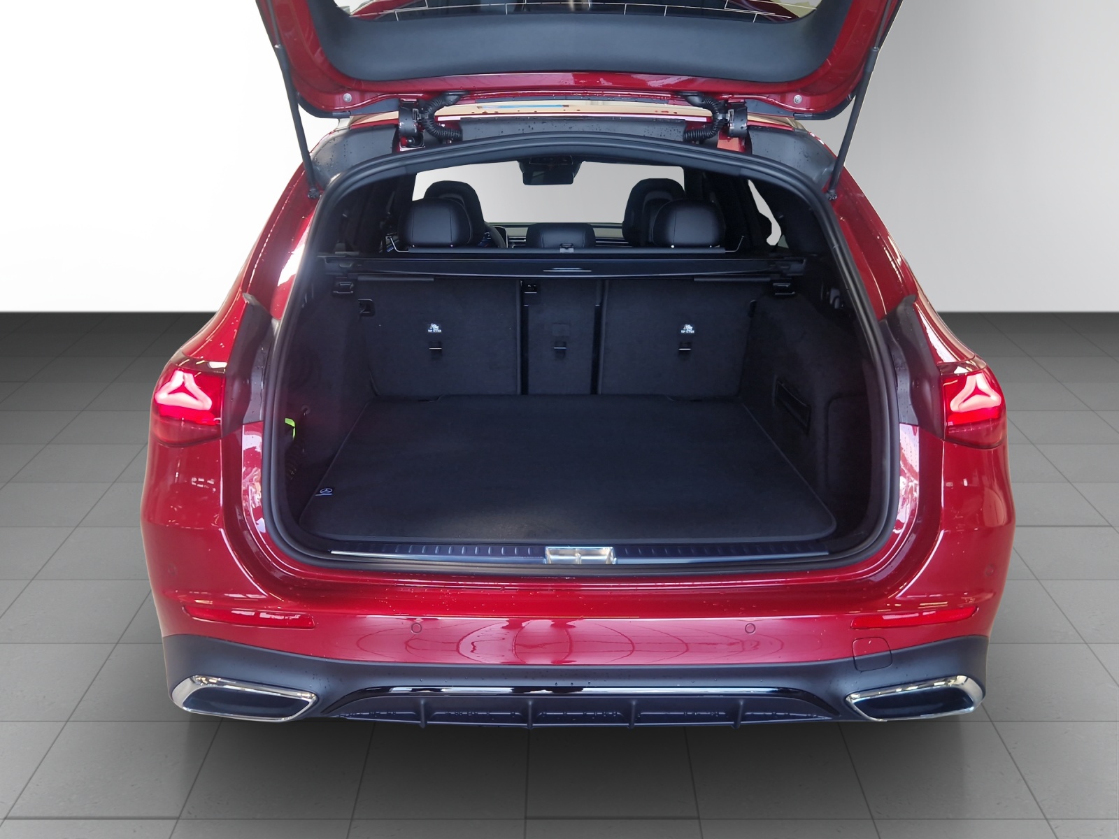 MERCEDES-BENZ E 220 d T 4Matic 9G-Tronic-image-5
