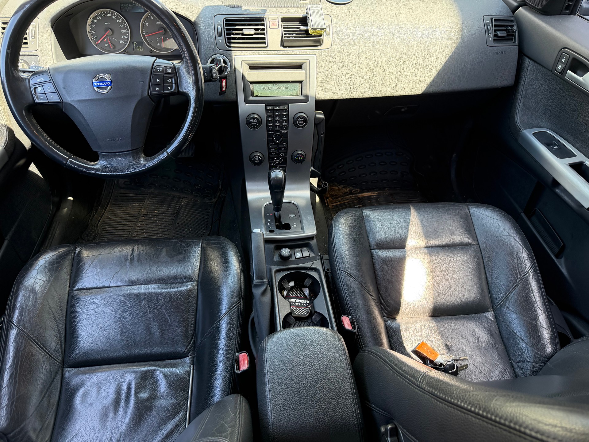 VOLVO 2.4i-image-4