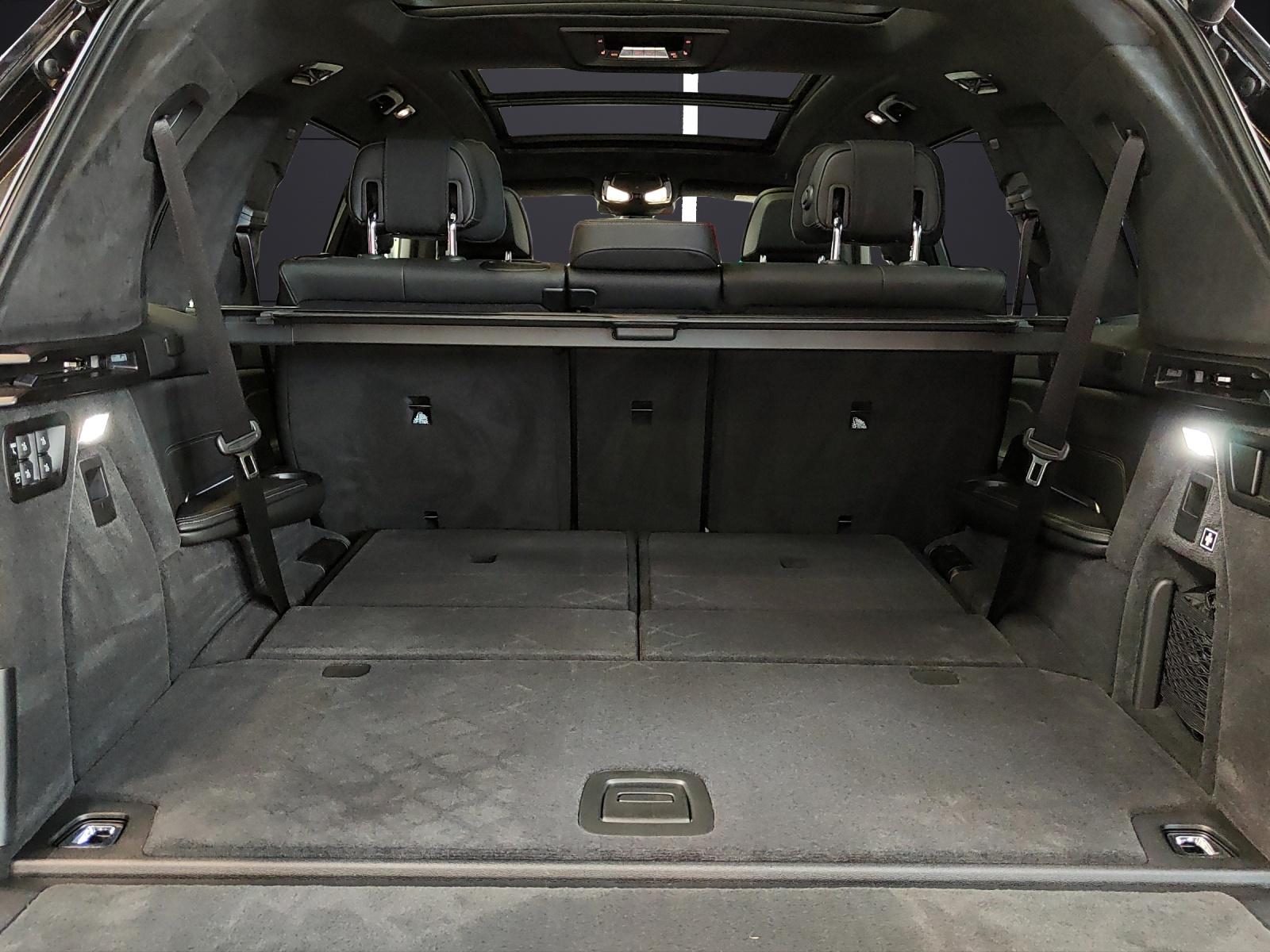BMW X7 M60i Pack M Sport Pro Standheizung Klimaautomat 5-Zonen-image-16