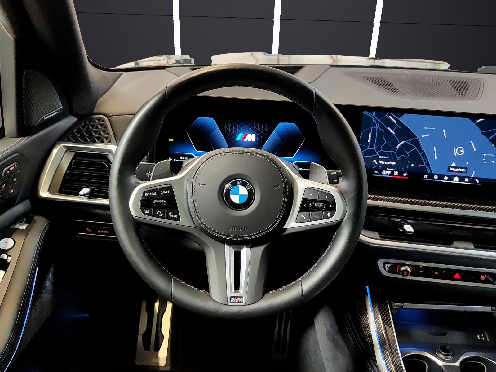 BMW X7 M60i-image-11