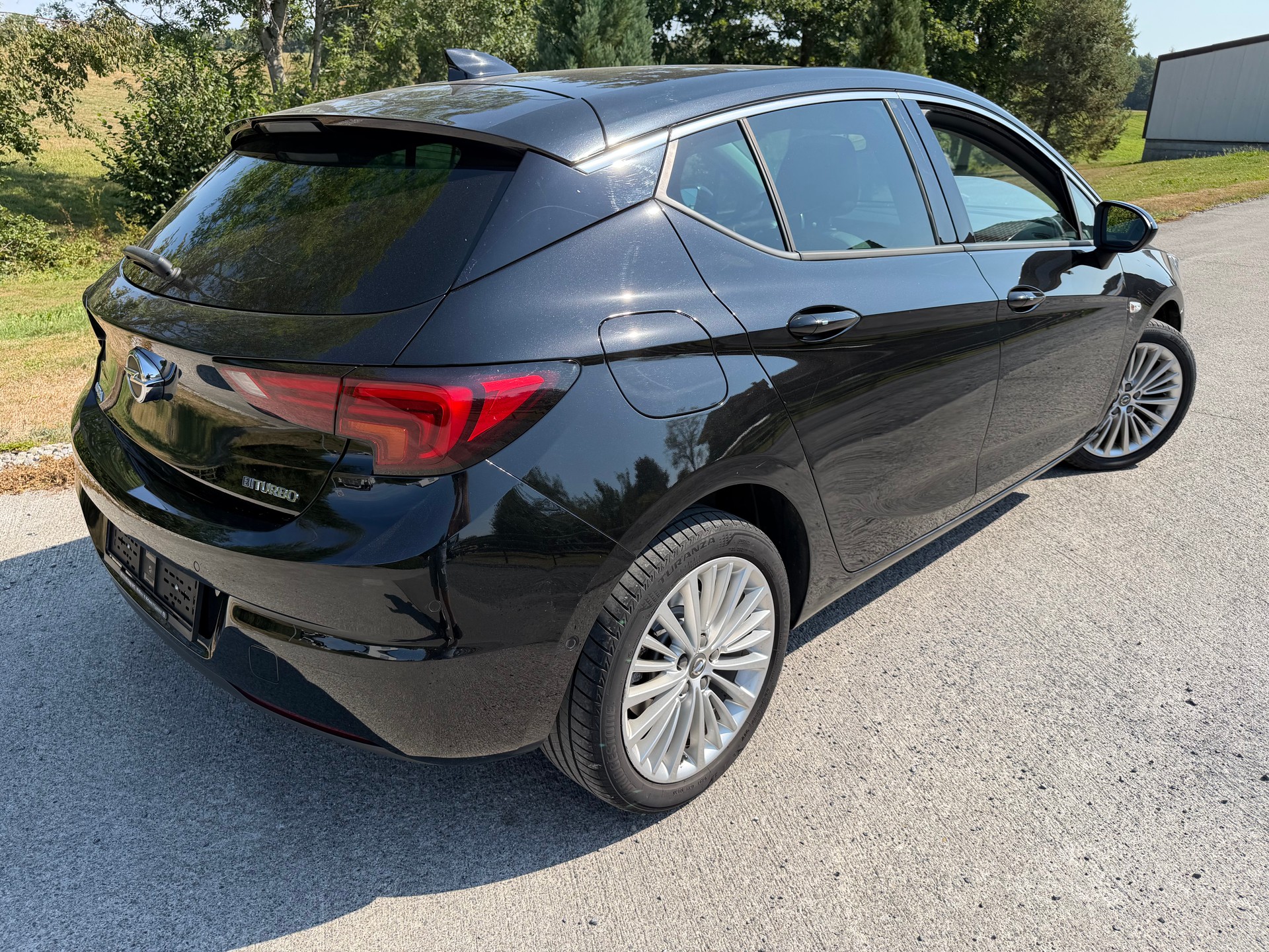 OPEL Astra 1.6 CDTi BiTurbo Dynamic-image-2