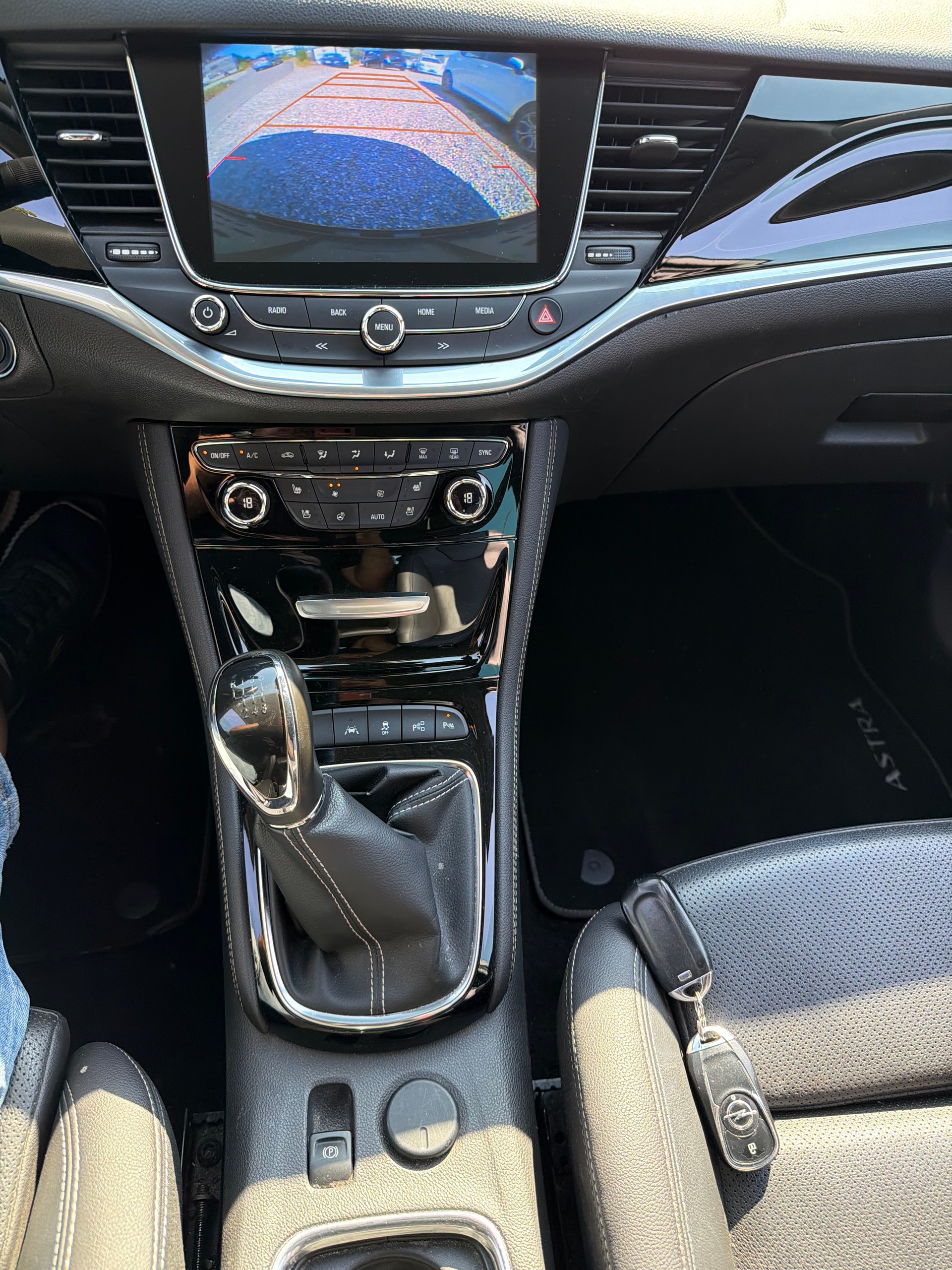 OPEL Astra 1.6 CDTi BiTurbo Dynamic-image-7