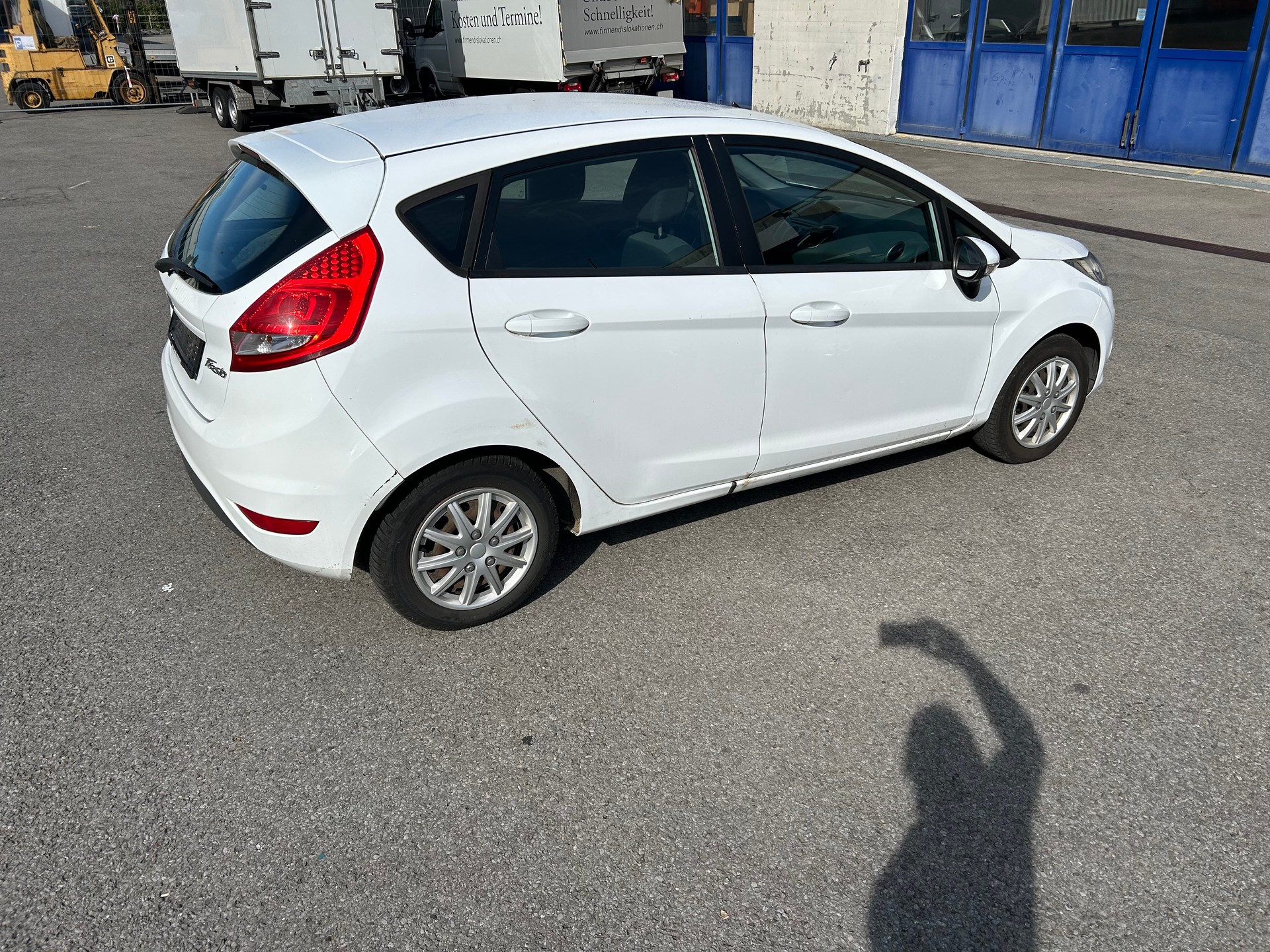 FORD Fiesta 1.4 16V Trend-image-3
